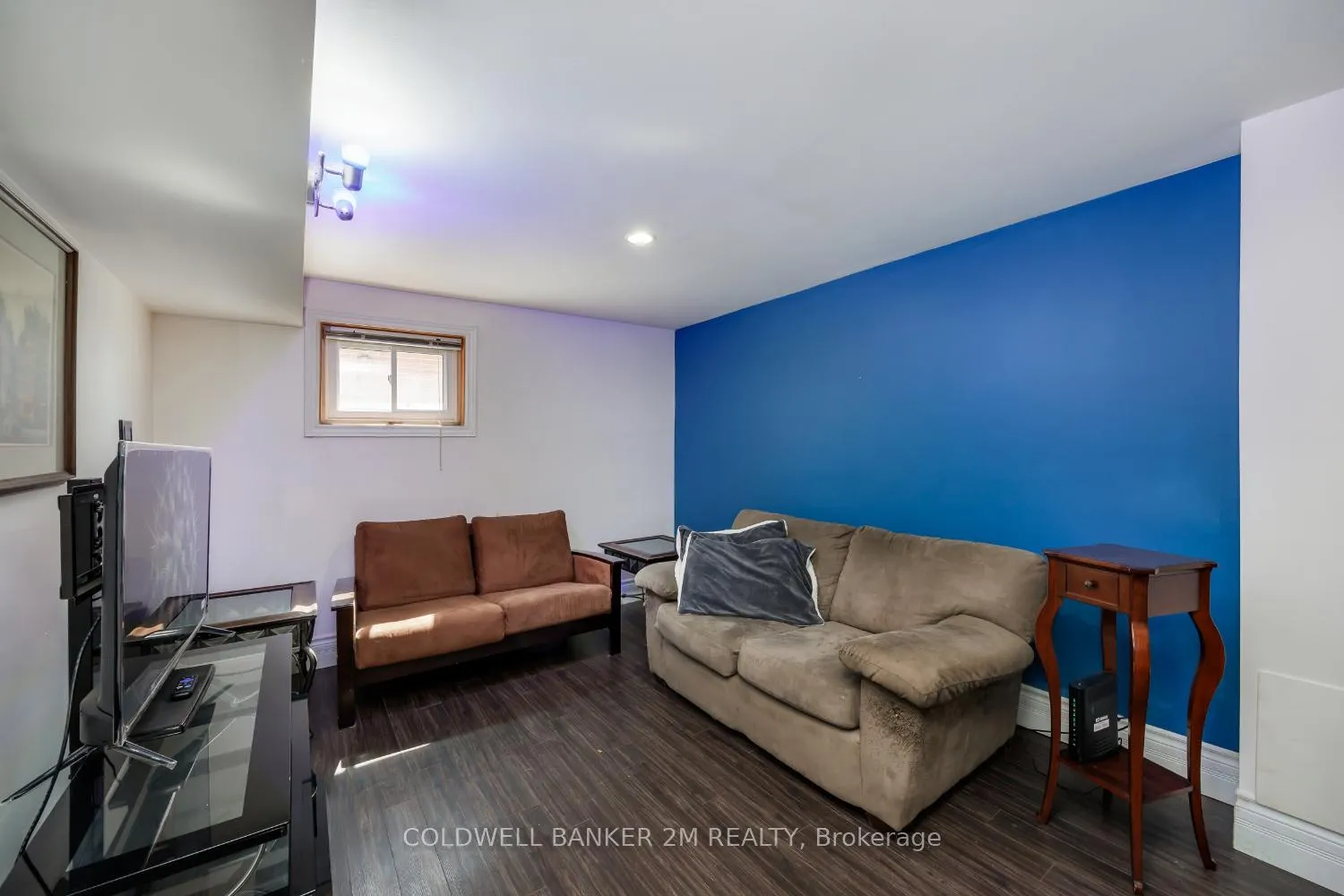 Photo 12 of 814 Downie Street, Peterborough, Northcrest Ward 5 — HOMEH