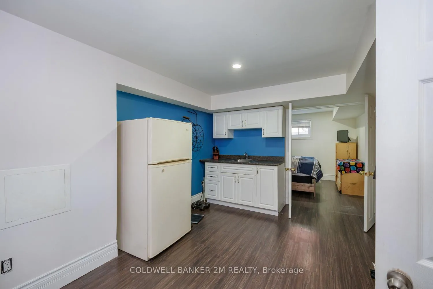 Photo 13 of 814 Downie Street, Peterborough, Northcrest Ward 5 — HOMEH