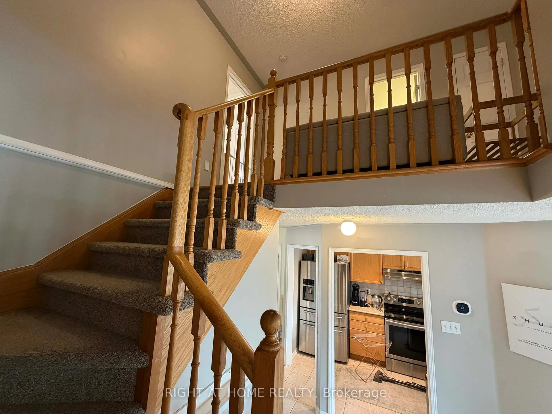 Photo 13 of 63 Candlebrook Drive S, Whitby, Pringle Creek — HOMEH