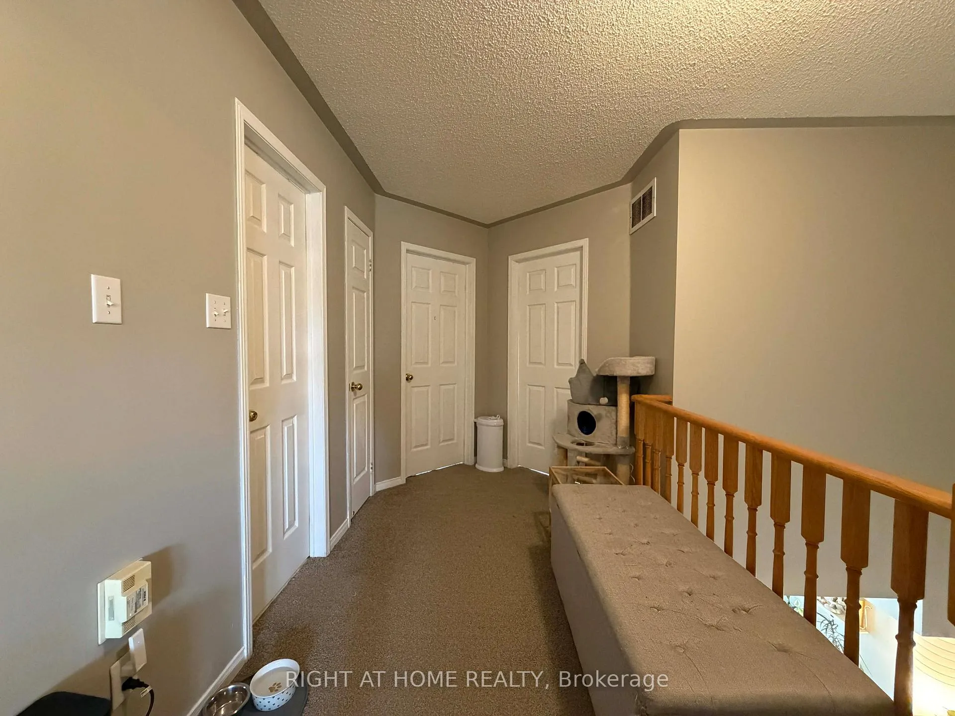 Photo 15 of 63 Candlebrook Drive S, Whitby, Pringle Creek — HOMEH