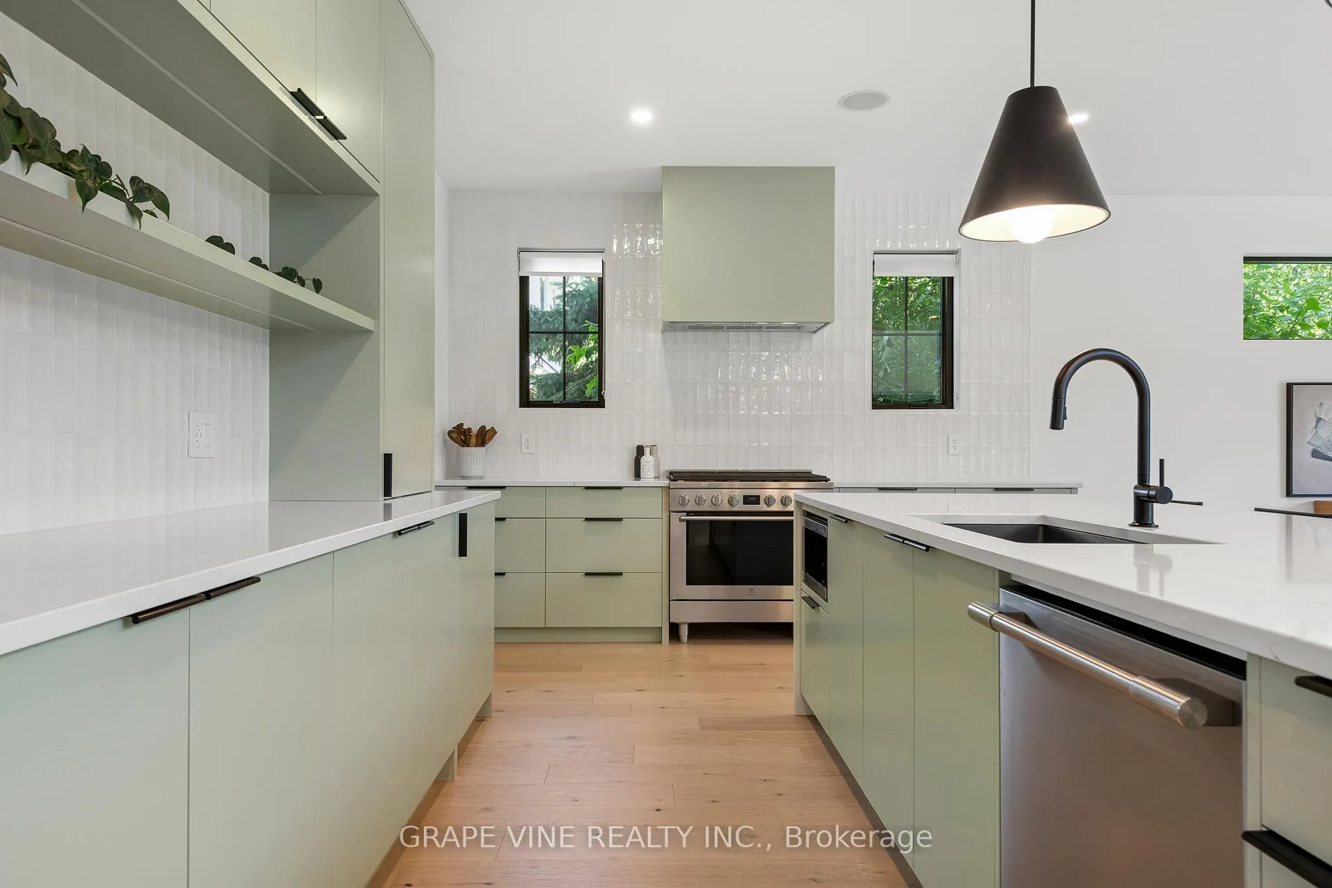 Photo 10 of 1108a Falaise Road, Ottawa, Borden Farm/Stewart Farm/Carleton Heights/Parkwood Hills — HOMEH