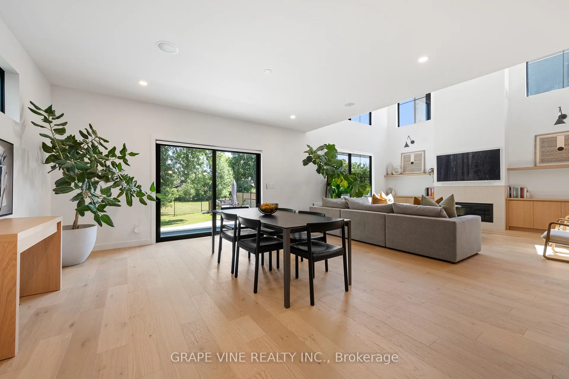 Photo 14 of 1108a Falaise Road, Ottawa, Borden Farm/Stewart Farm/Carleton Heights/Parkwood Hills — HOMEH