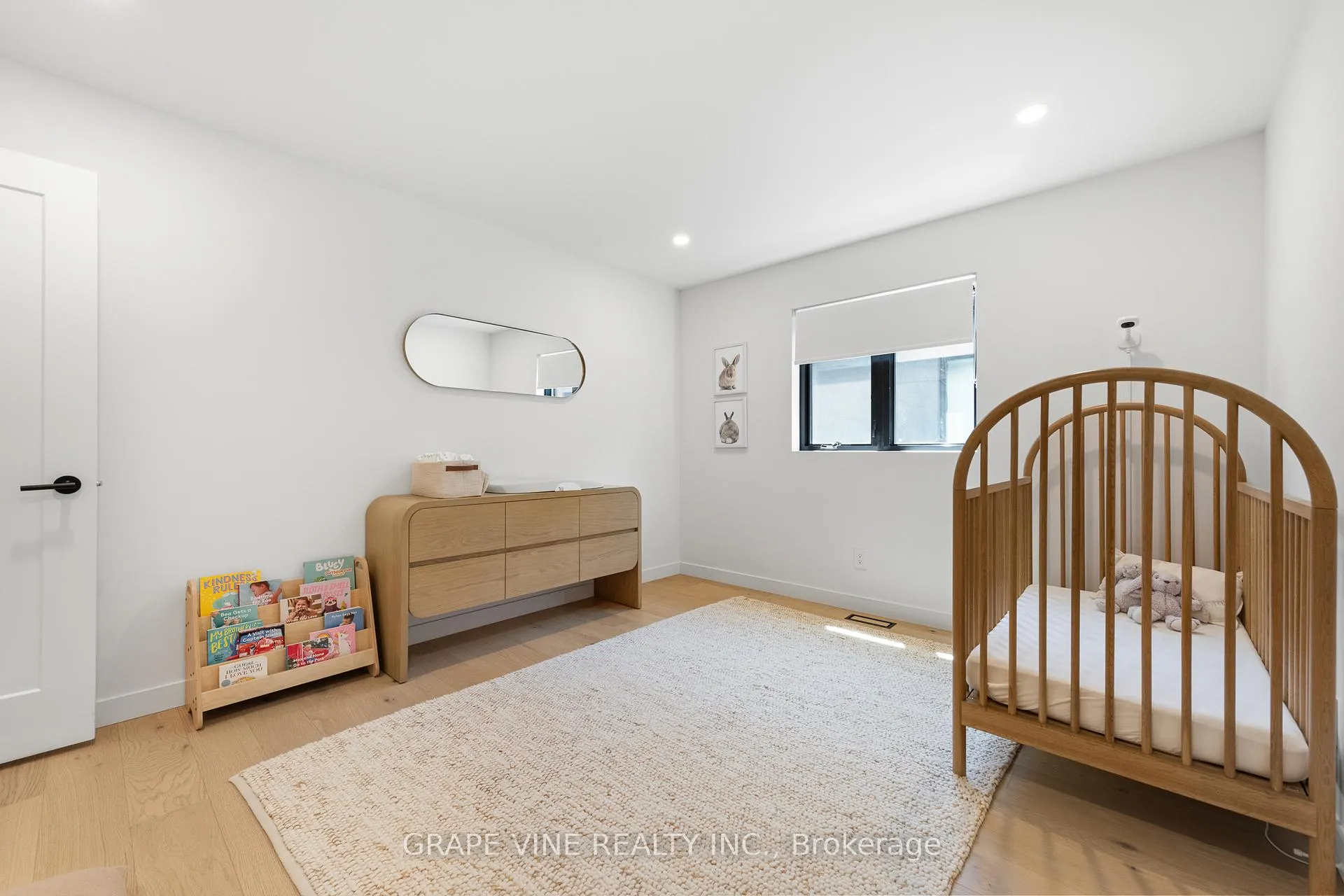 Photo 33 of 1108a Falaise Road, Ottawa, Borden Farm/Stewart Farm/Carleton Heights/Parkwood Hills — HOMEH