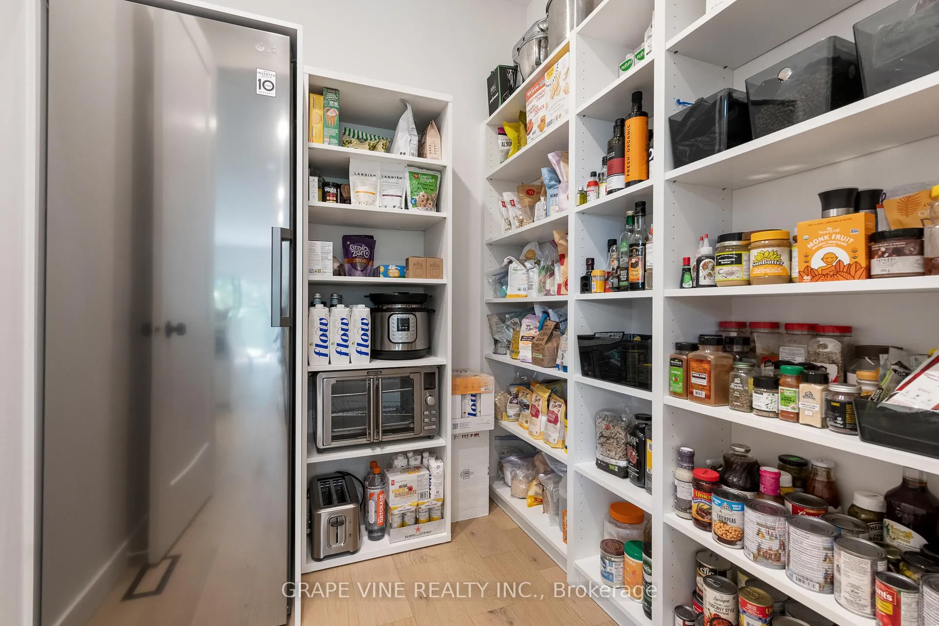 Photo 47 of 1108a Falaise Road, Ottawa, Borden Farm/Stewart Farm/Carleton Heights/Parkwood Hills — HOMEH