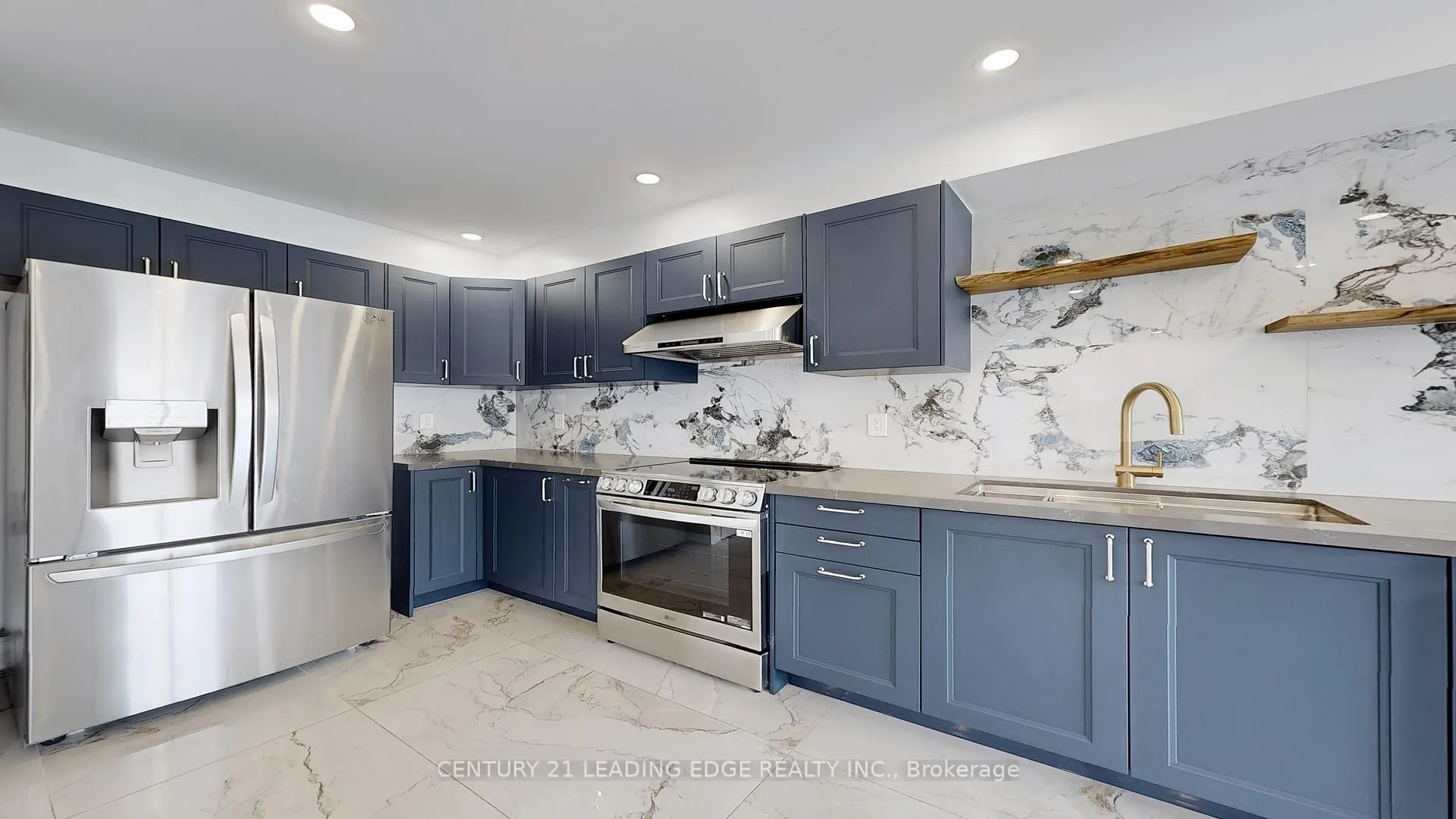 Photo 8 of 56 Wilcox Road, Vaughan, Maple — HOMEH