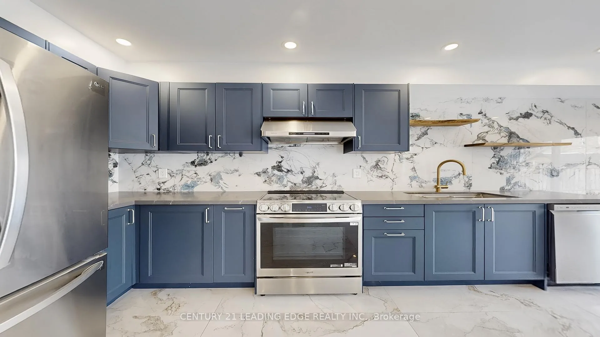 Photo 9 of 56 Wilcox Road, Vaughan, Maple — HOMEH
