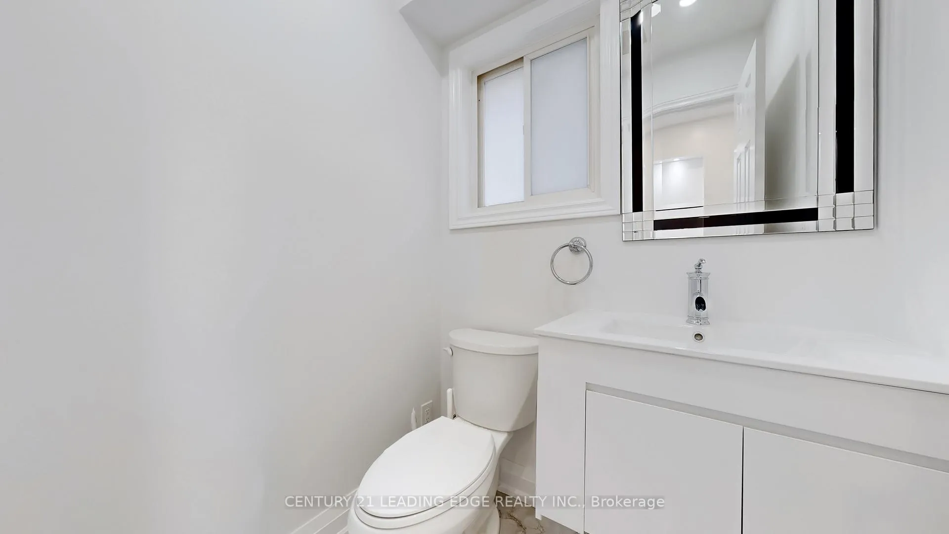 Photo 11 of 56 Wilcox Road, Vaughan, Maple — HOMEH