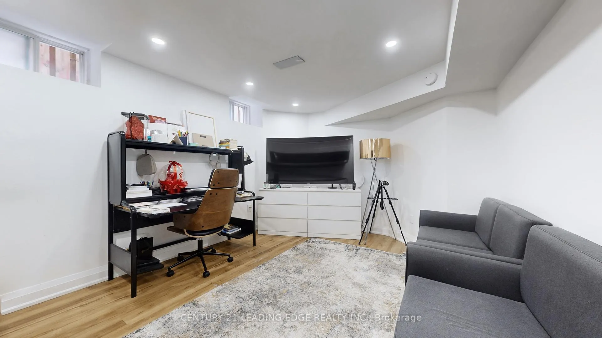 Photo 23 of 56 Wilcox Road, Vaughan, Maple — HOMEH
