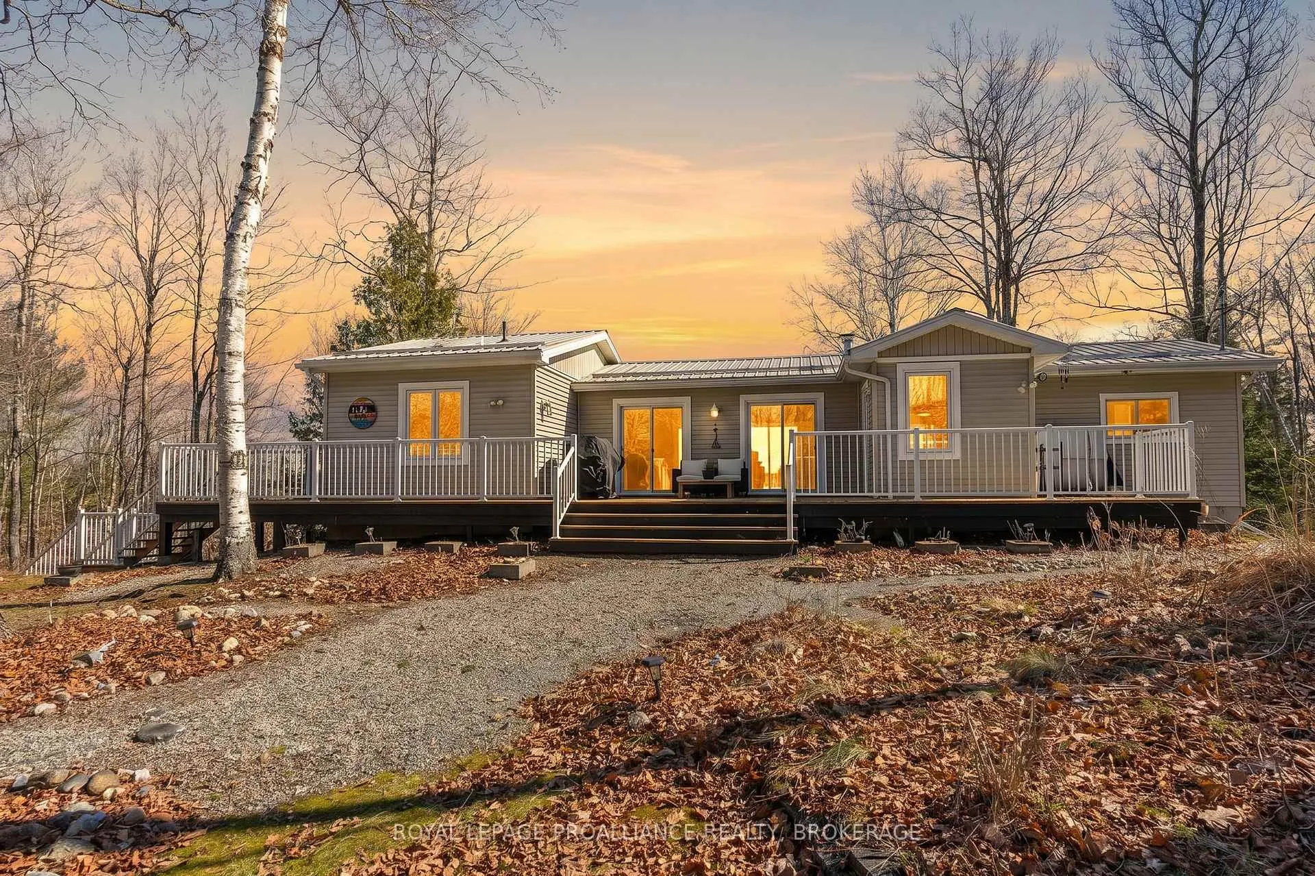 Photo 1 of 1077 Country Lane, Frontenac, Frontenac Centre — HOMEH