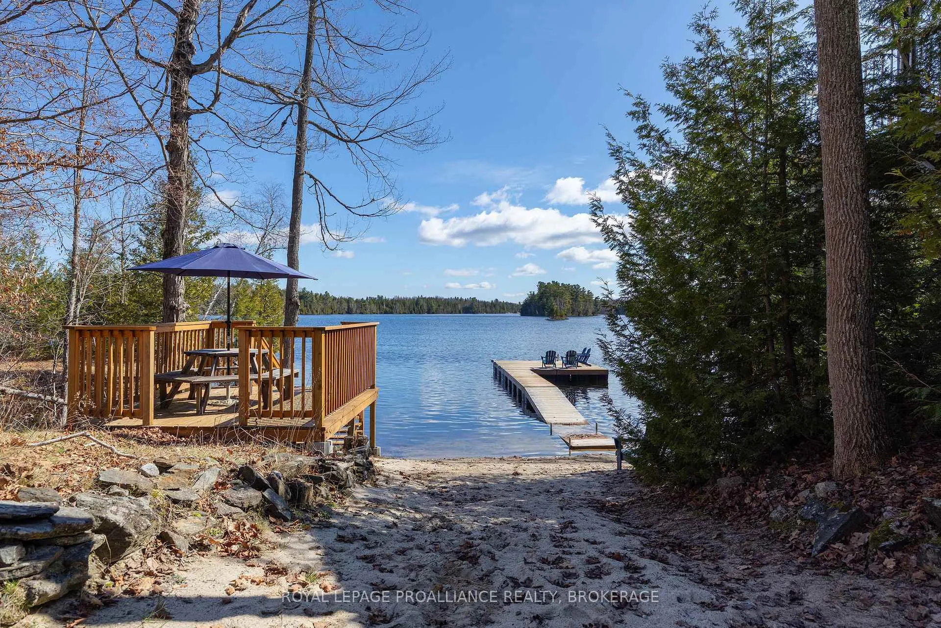 Photo 11 of 1077 Country Lane, Frontenac, Frontenac Centre — HOMEH