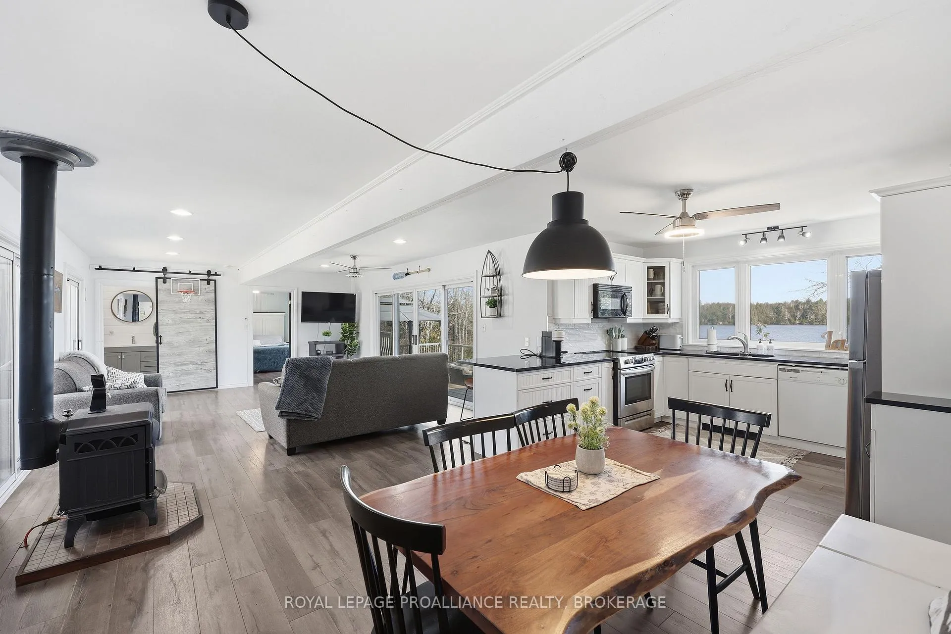 Photo 25 of 1077 Country Lane, Frontenac, Frontenac Centre — HOMEH