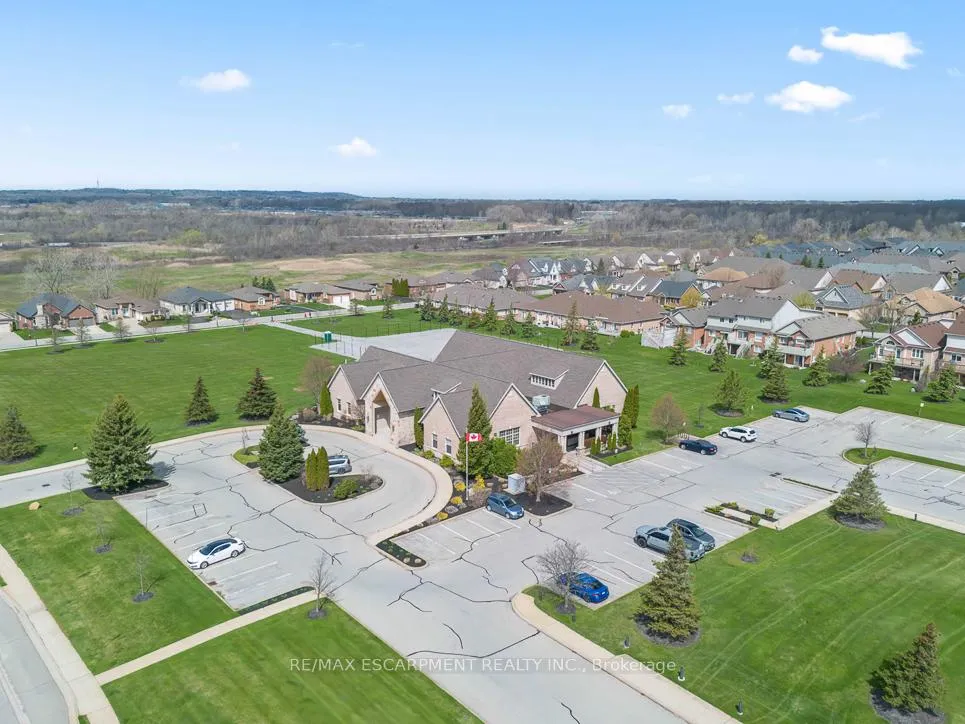 Photo 49 of 311 Perth Trail, Welland, Hwy 406/Welland — HOMEH