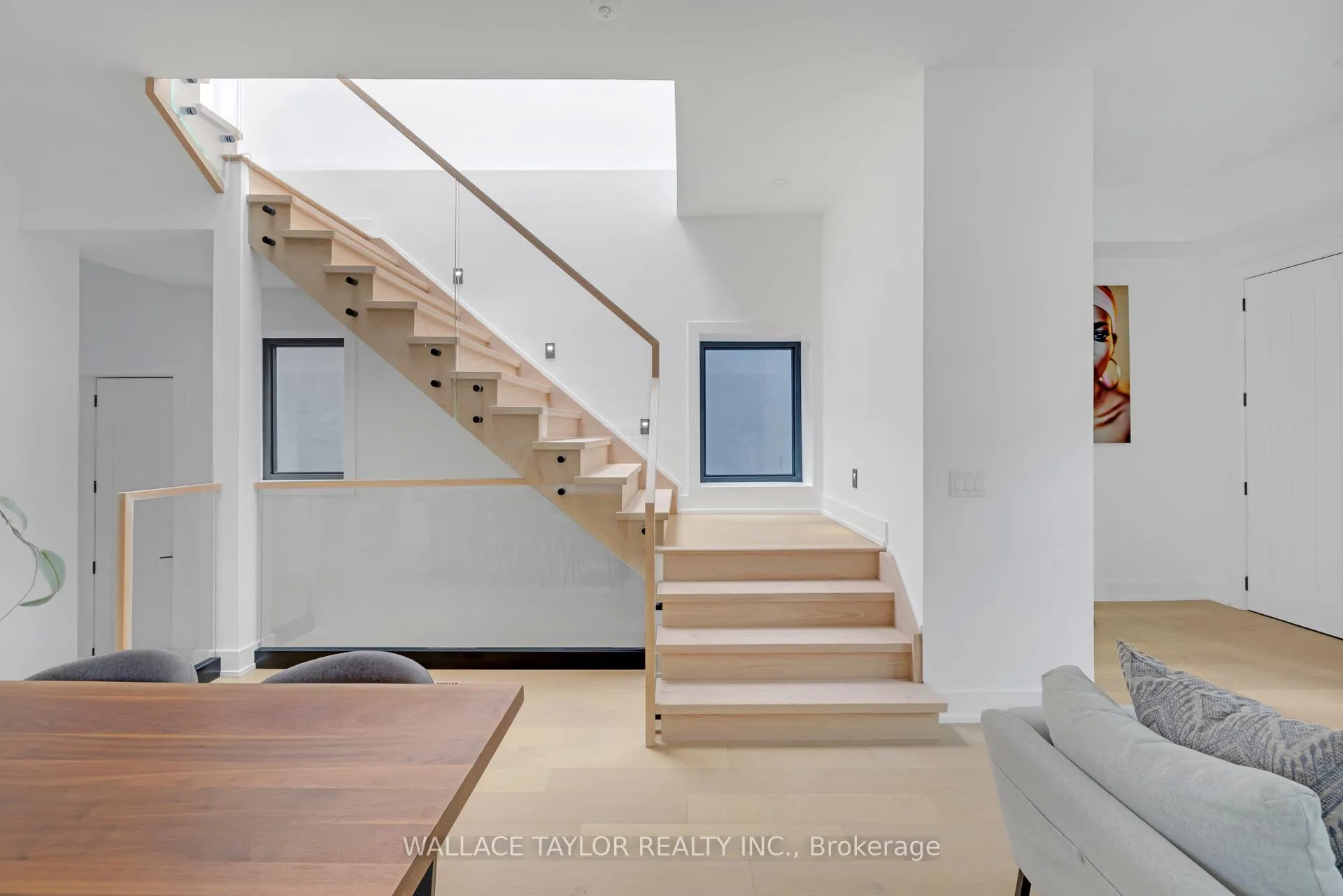 Photo 5 of 13 Knight Street, Toronto, Danforth Village-East York — HOMEH