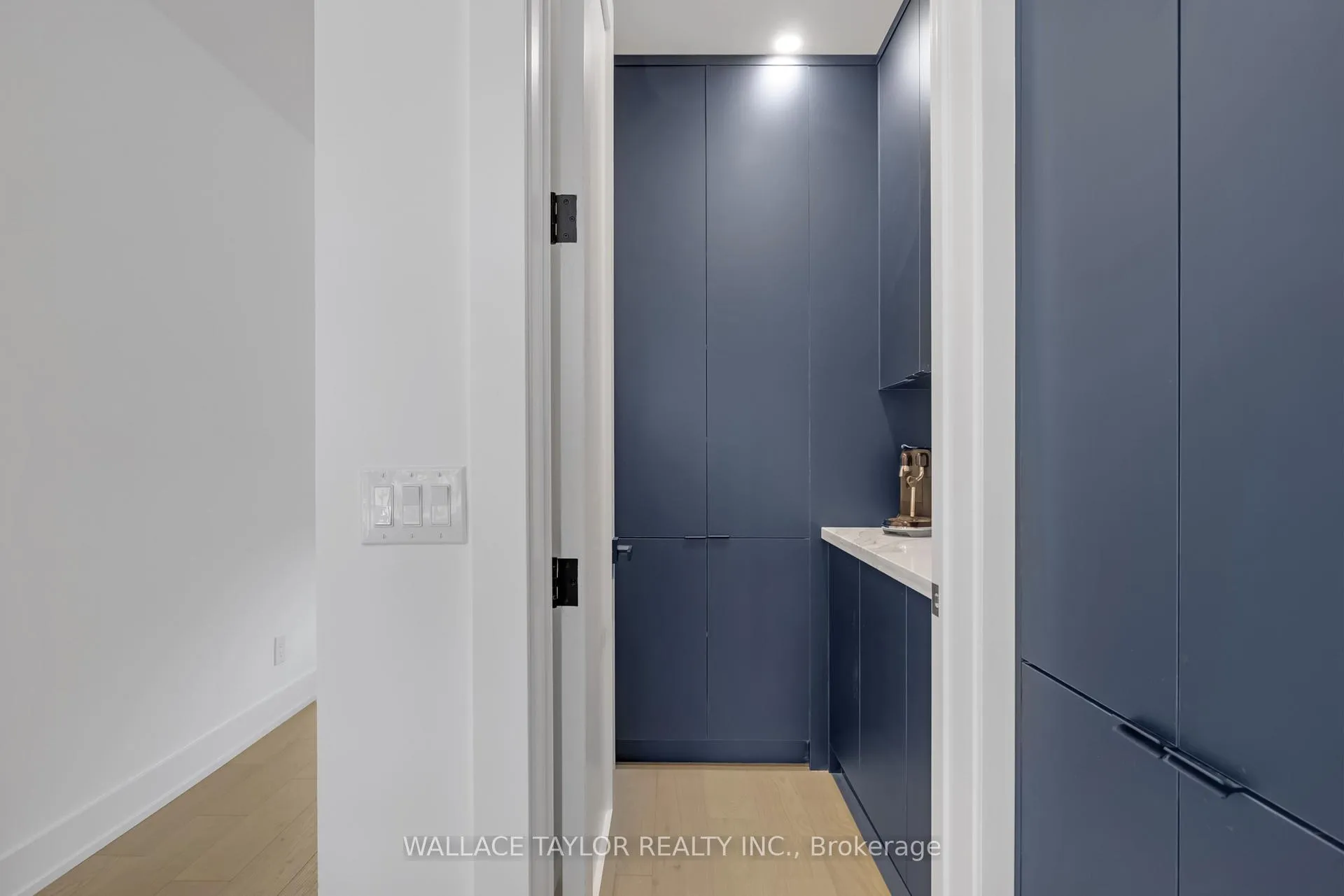 Photo 11 of 13 Knight Street, Toronto, Danforth Village-East York — HOMEH