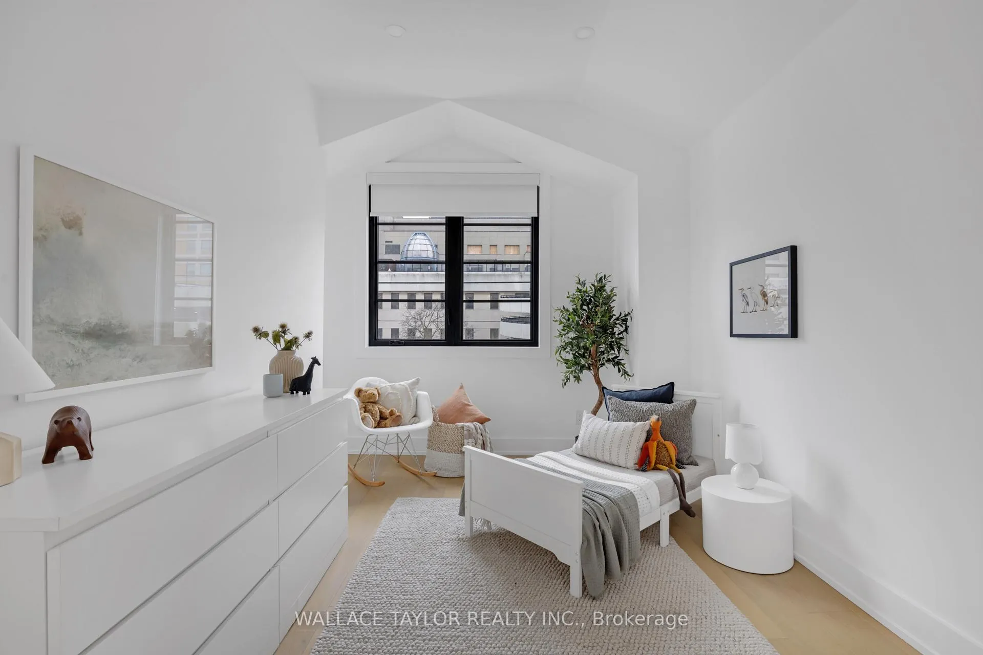 Photo 13 of 13 Knight Street, Toronto, Danforth Village-East York — HOMEH