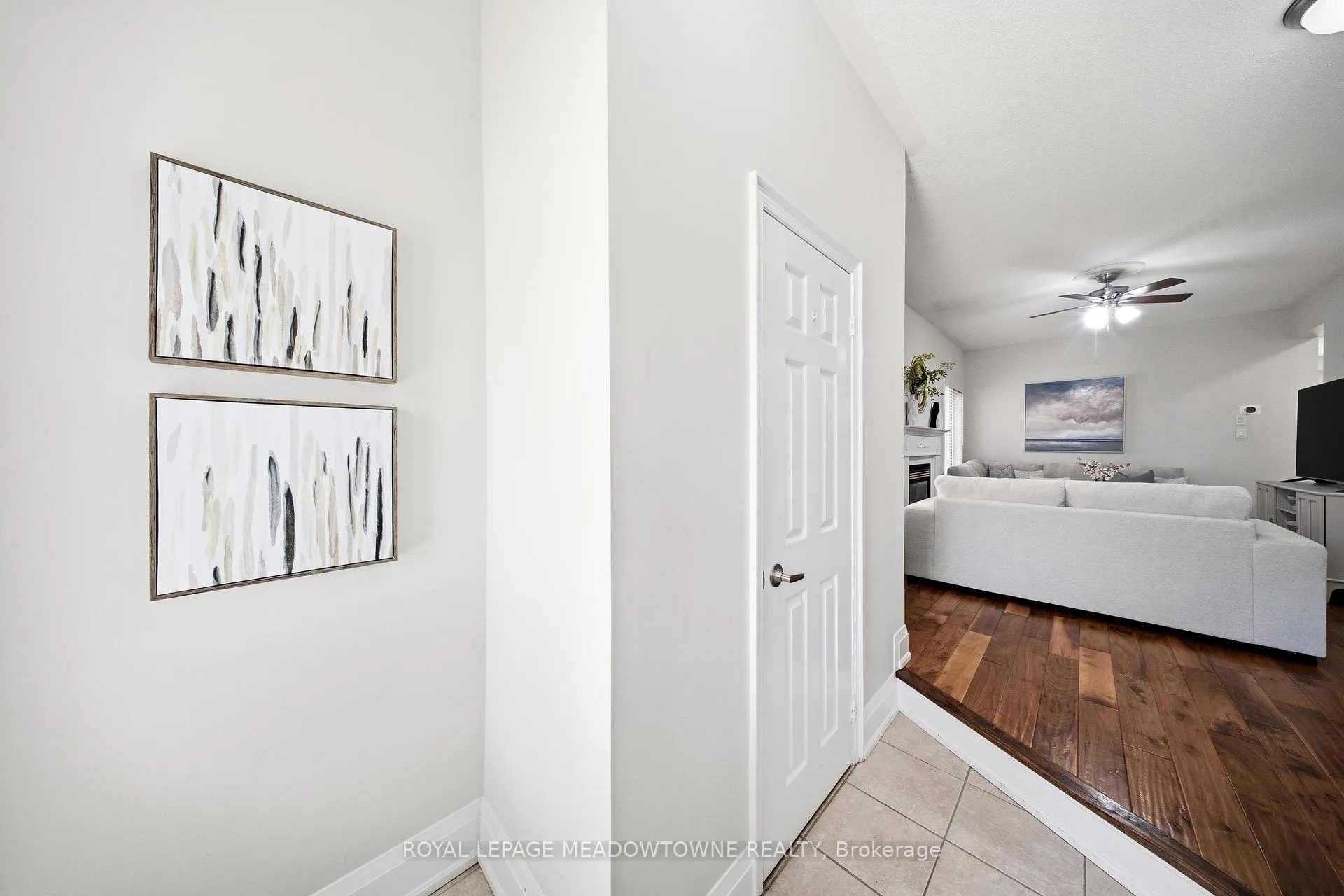 Photo 11 of 14 Eagleview Way, Halton Hills, Georgetown — HOMEH