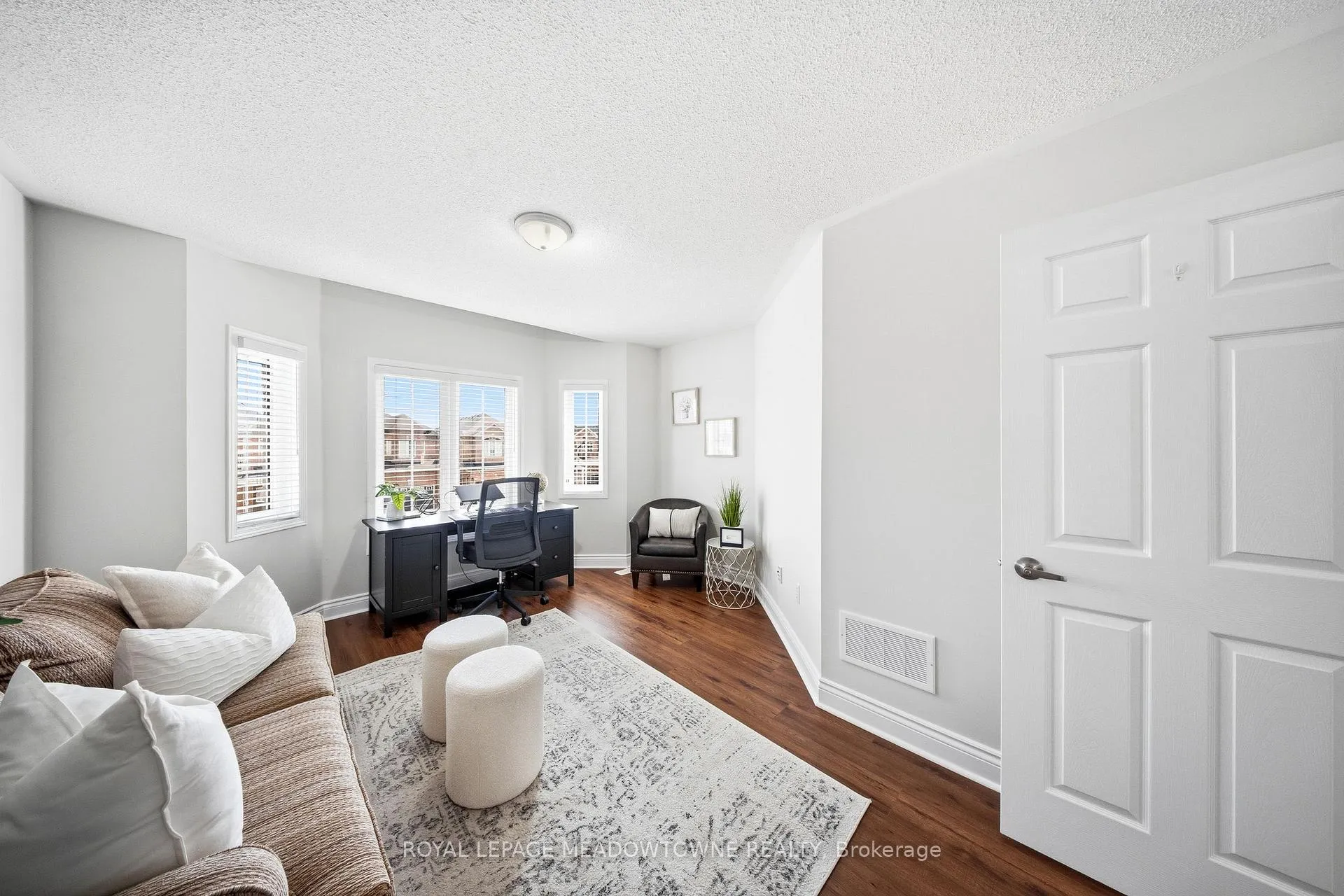Photo 25 of 14 Eagleview Way, Halton Hills, Georgetown — HOMEH