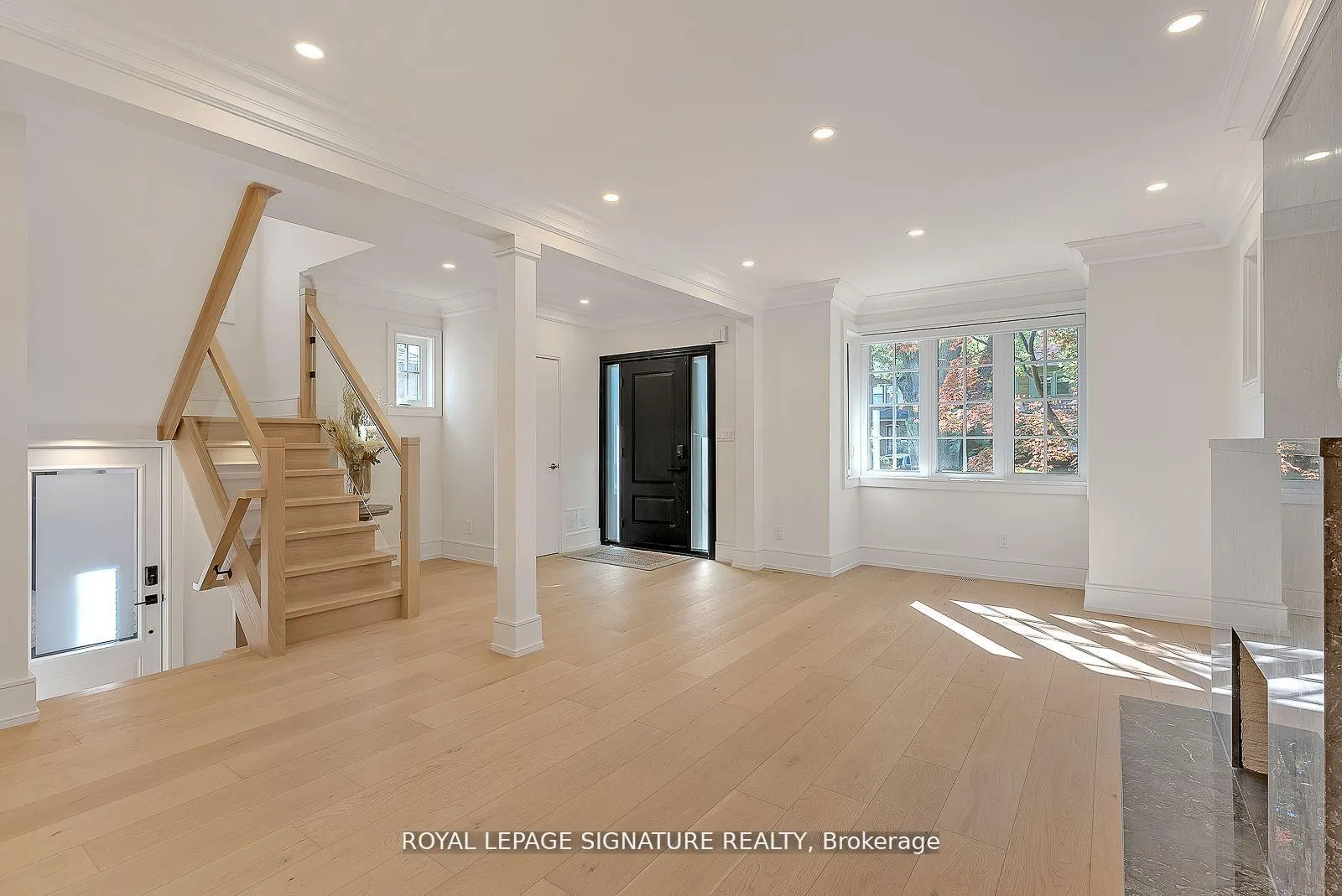 Photo 4 of 476 Briar Hill Avenue, Toronto, Lawrence Park South — HOMEH