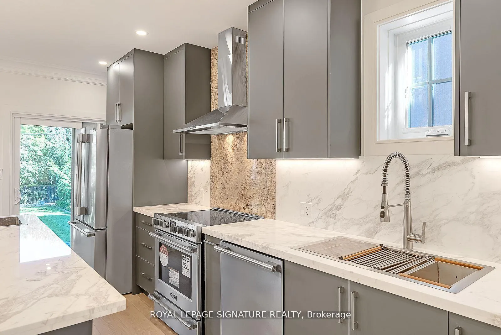 Photo 7 of 476 Briar Hill Avenue, Toronto, Lawrence Park South — HOMEH