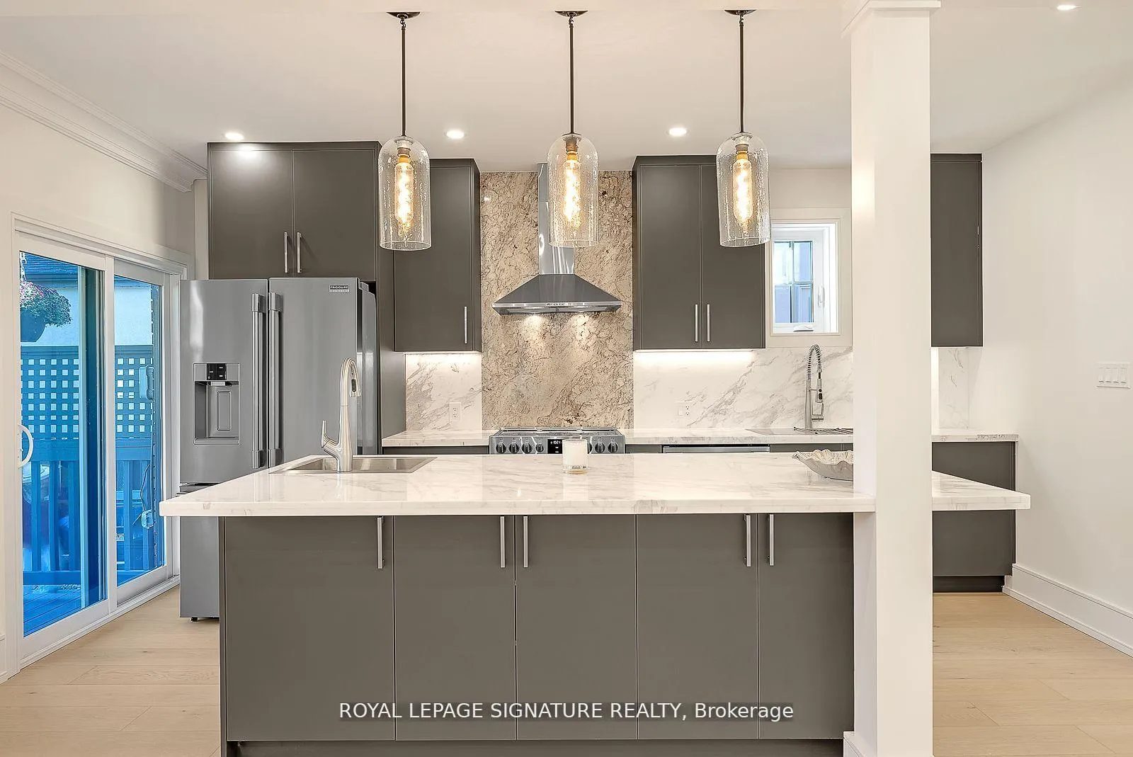 Photo 9 of 476 Briar Hill Avenue, Toronto, Lawrence Park South — HOMEH