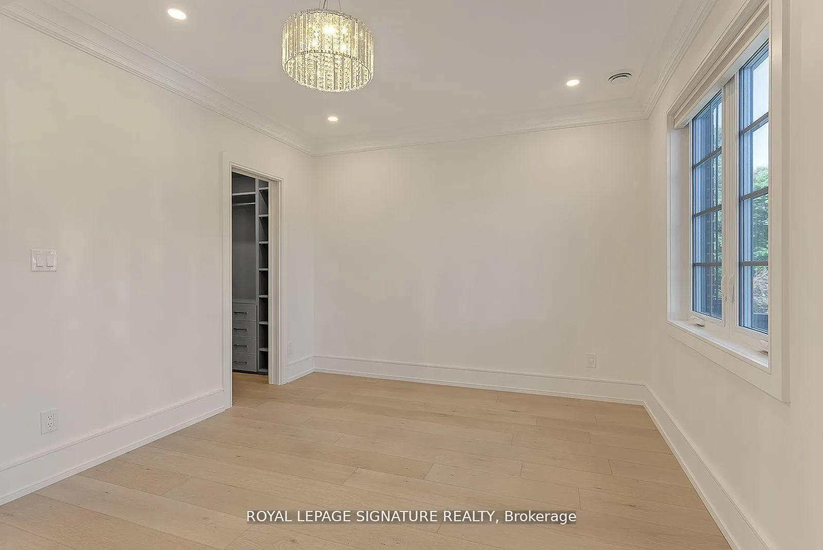 Photo 12 of 476 Briar Hill Avenue, Toronto, Lawrence Park South — HOMEH