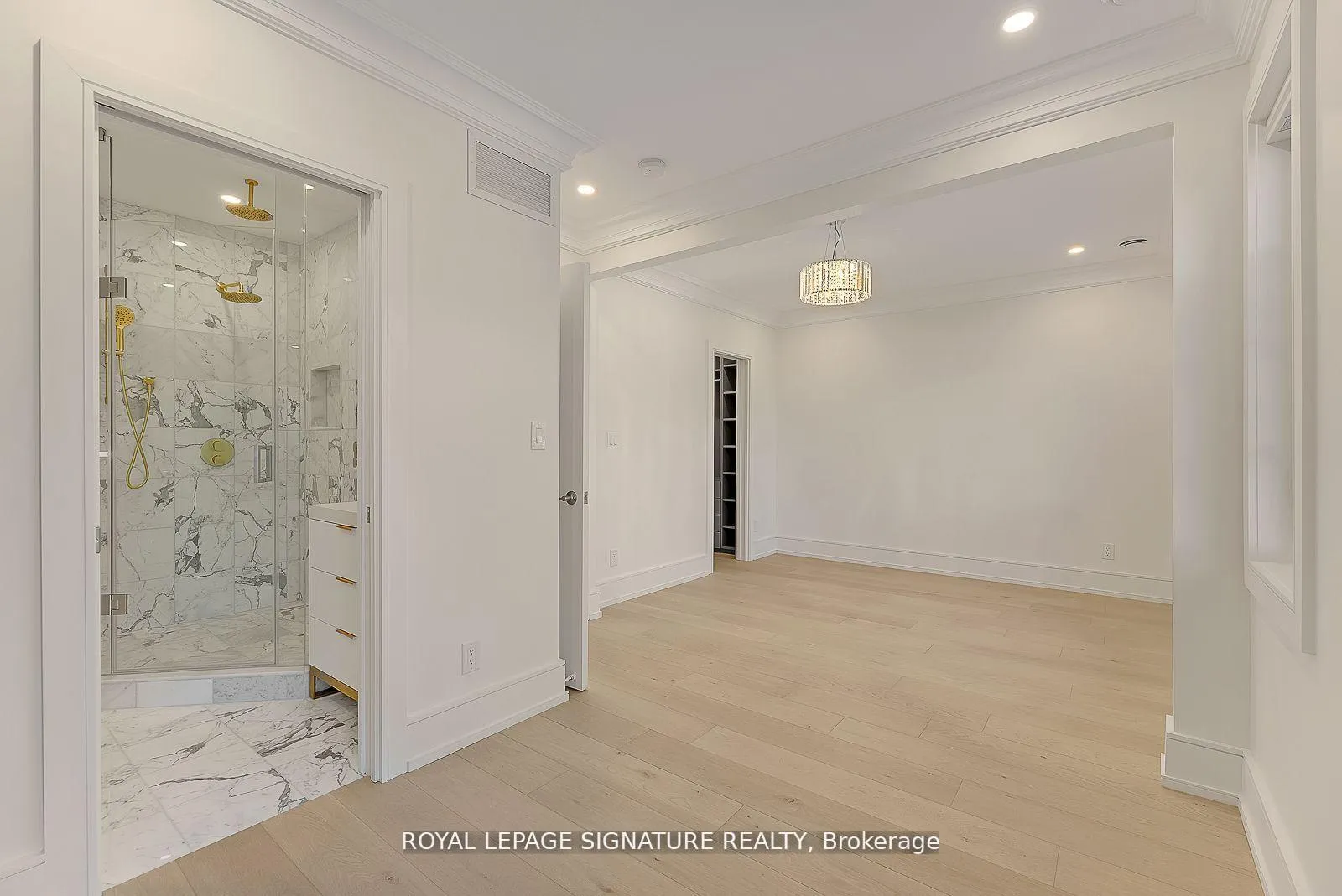 Photo 14 of 476 Briar Hill Avenue, Toronto, Lawrence Park South — HOMEH