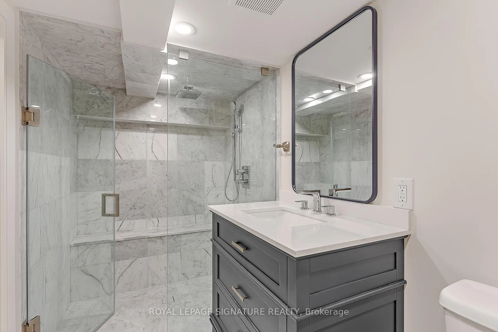 Photo 28 of 476 Briar Hill Avenue, Toronto, Lawrence Park South — HOMEH