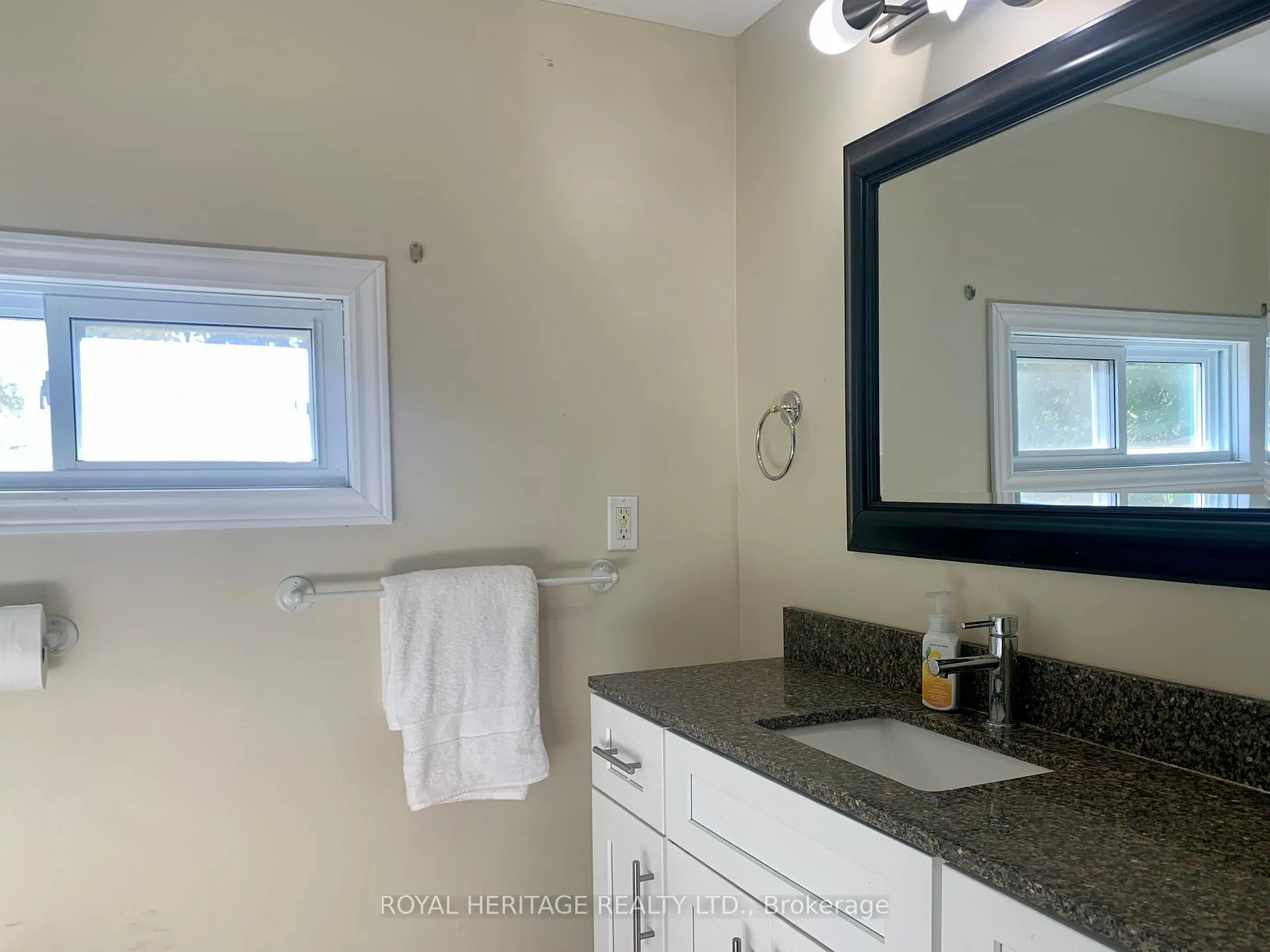 Photo 15 of 1294 County Rd 49, Kawartha Lakes, Verulam — HOMEH