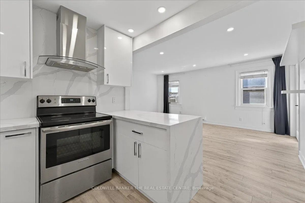 Photo 1 of 252 Soudan Avenue, Toronto, Mount Pleasant East — HOMEH