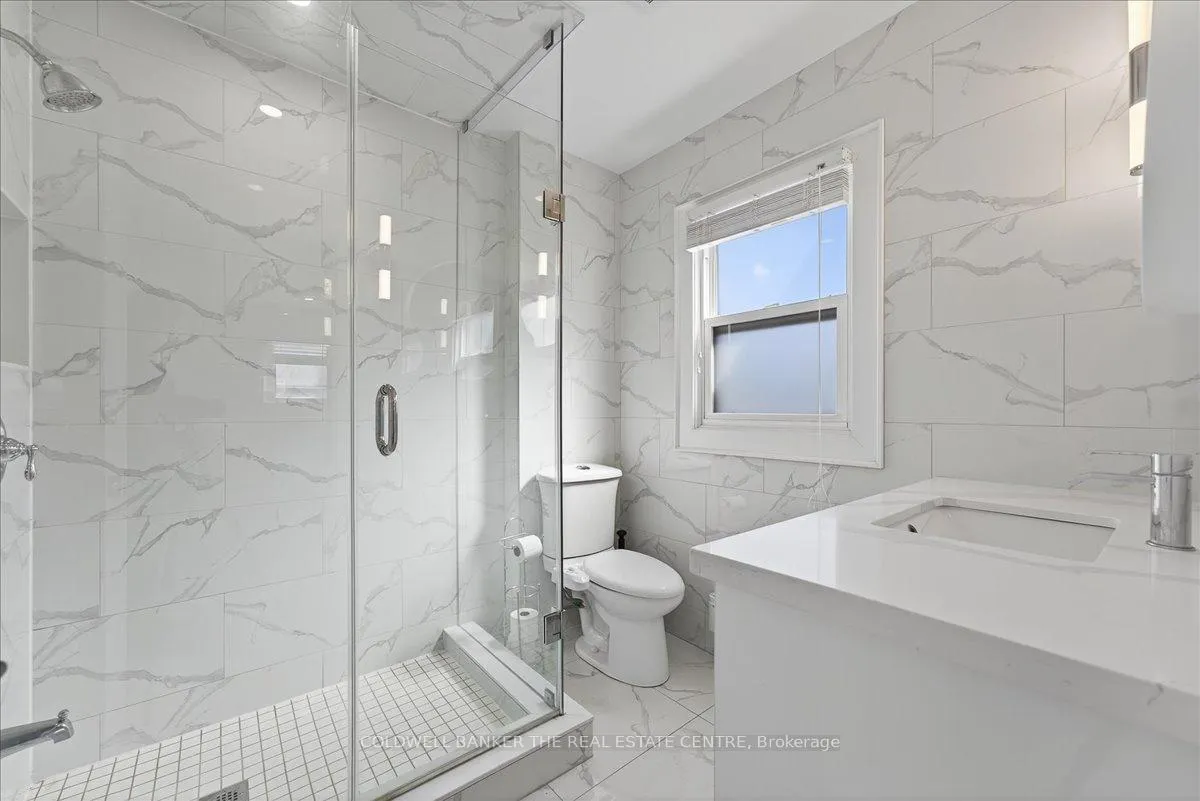 Photo 6 of 252 Soudan Avenue, Toronto, Mount Pleasant East — HOMEH
