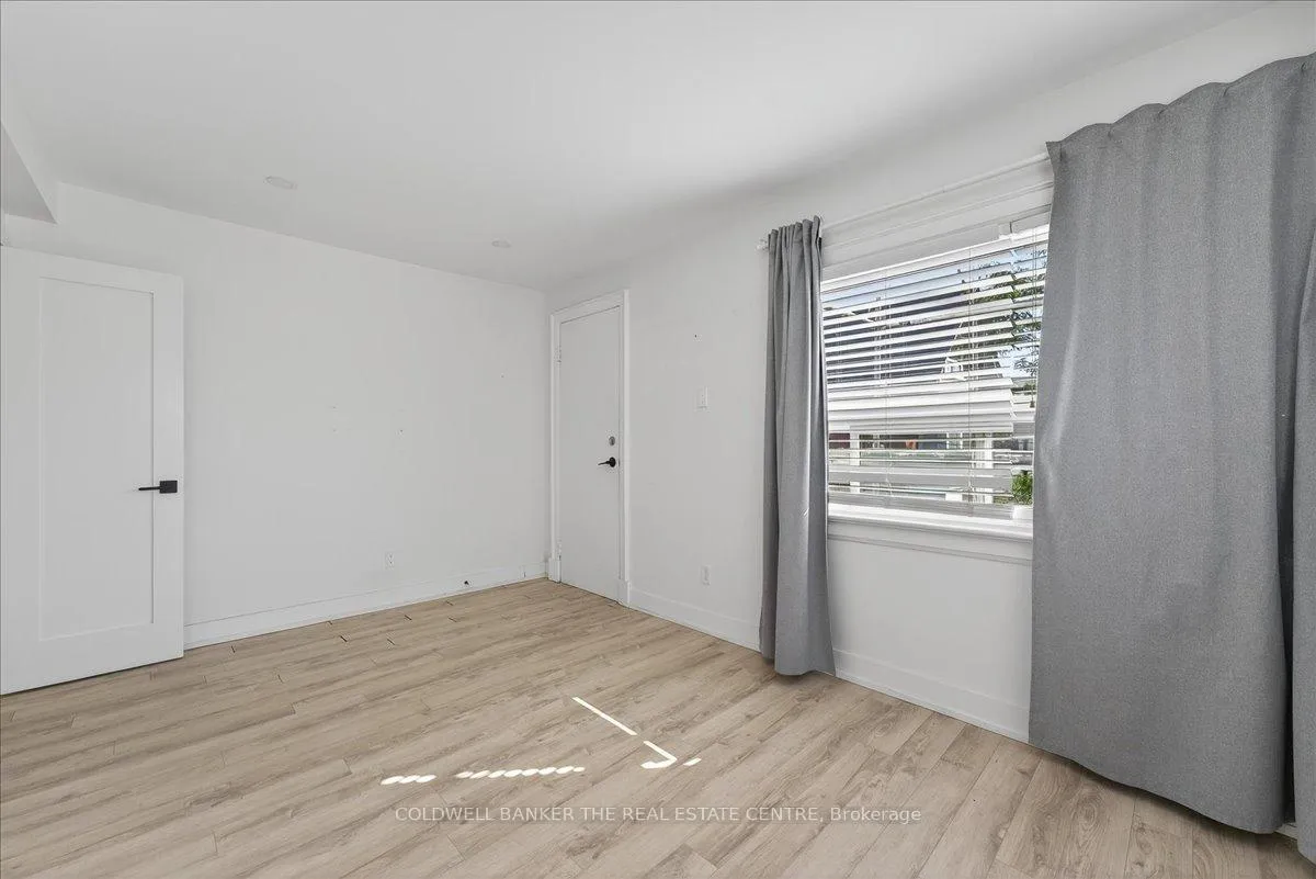 Photo 15 of 252 Soudan Avenue, Toronto, Mount Pleasant East — HOMEH