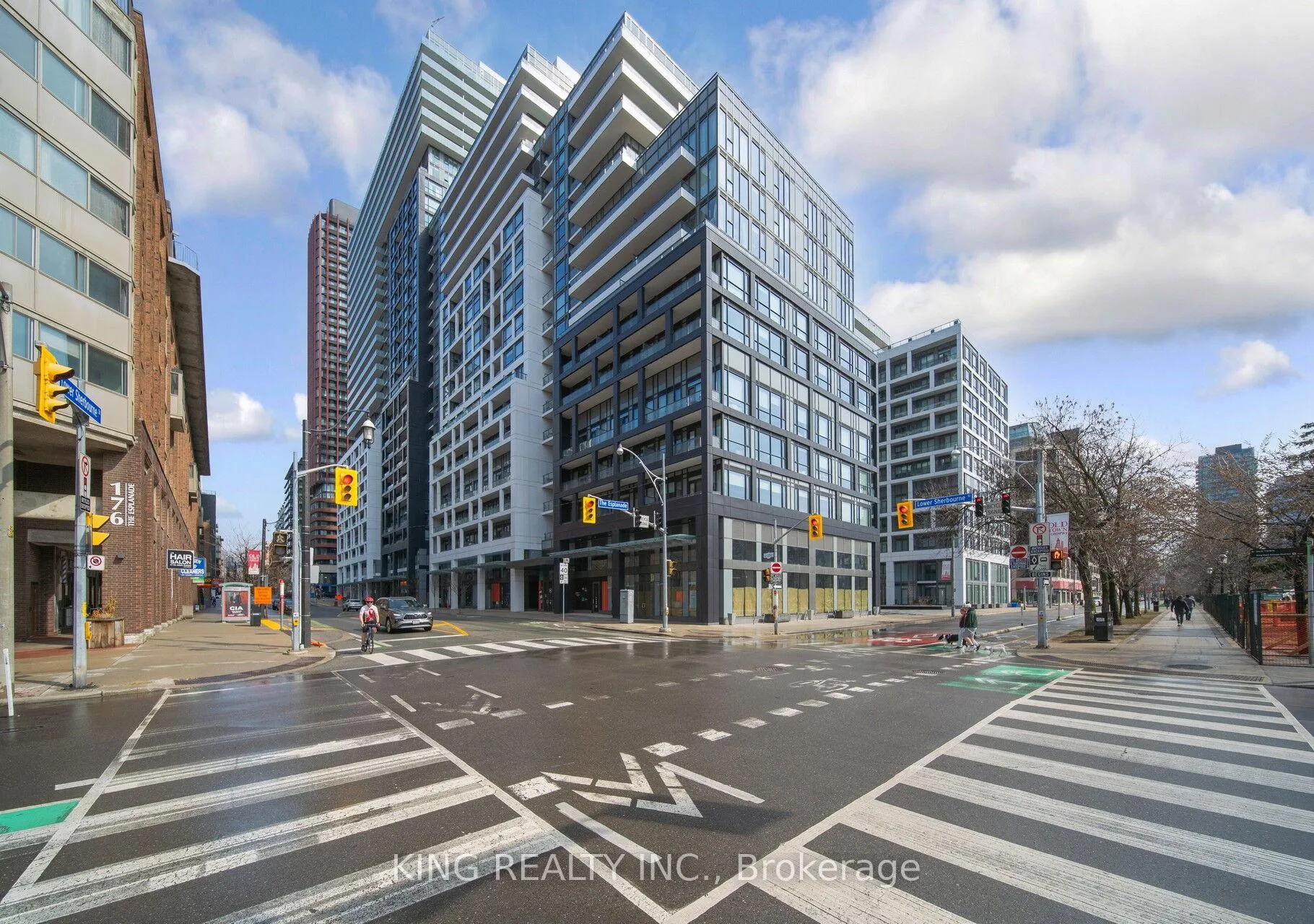 Photo of Unit 233, 121 Lower Sherbourne Street S