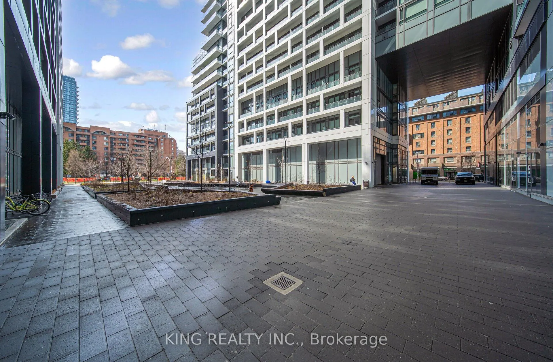 Photo 3 of Unit 233, 121 Lower Sherbourne Street S, Toronto, Moss Park — HOMEH