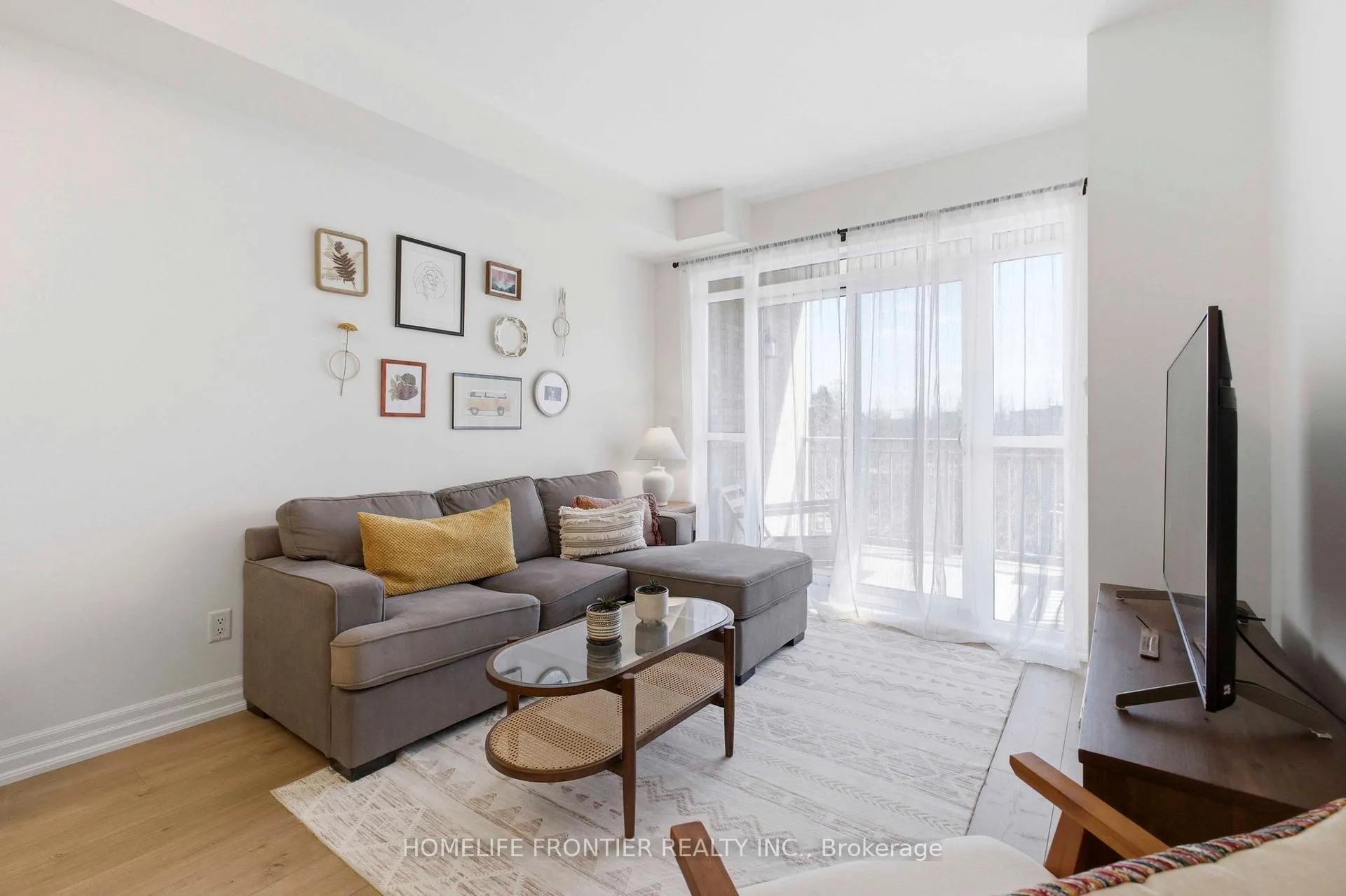 Photo 14 of Unit 209, 180 John West Way, Aurora, Bayview Wellington — HOMEH