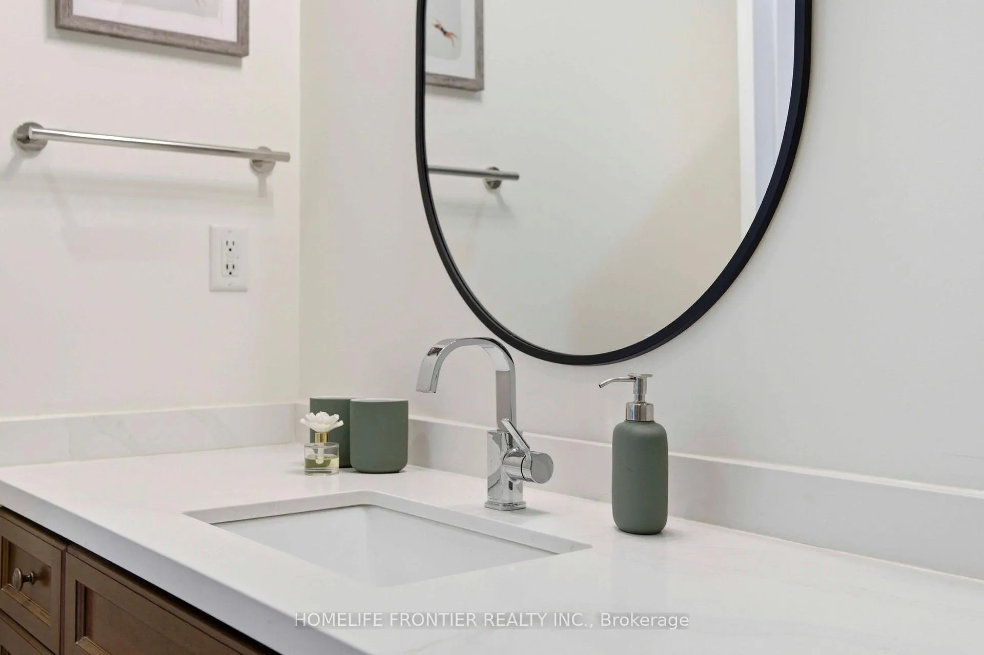 Photo 24 of Unit 209, 180 John West Way, Aurora, Bayview Wellington — HOMEH