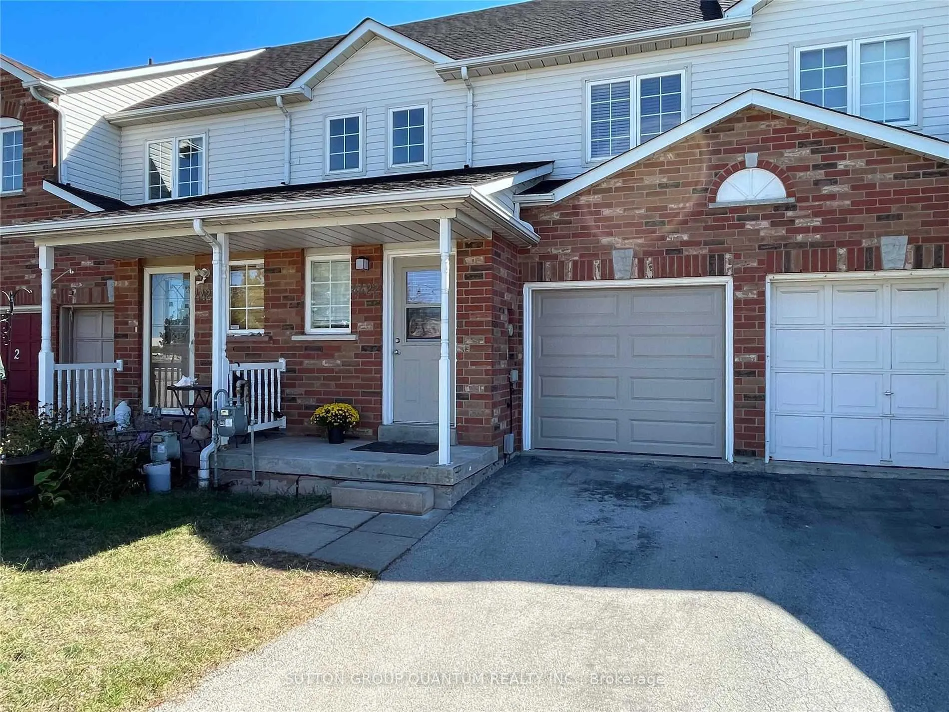 Front of 4422 Fairview Street