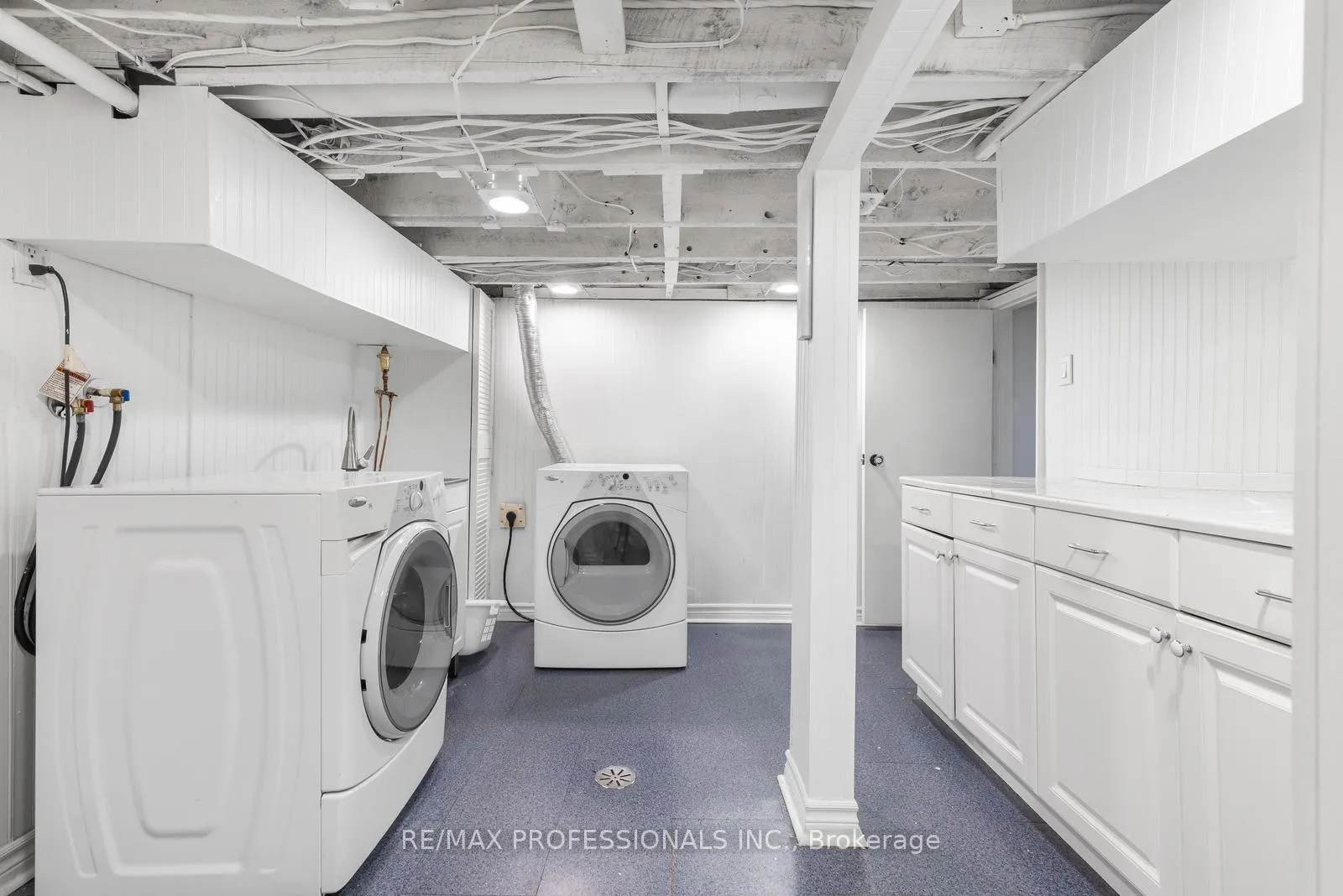 Photo 31 of 1 Gray Avenue, Toronto, Rockcliffe-Smythe — HOMEH
