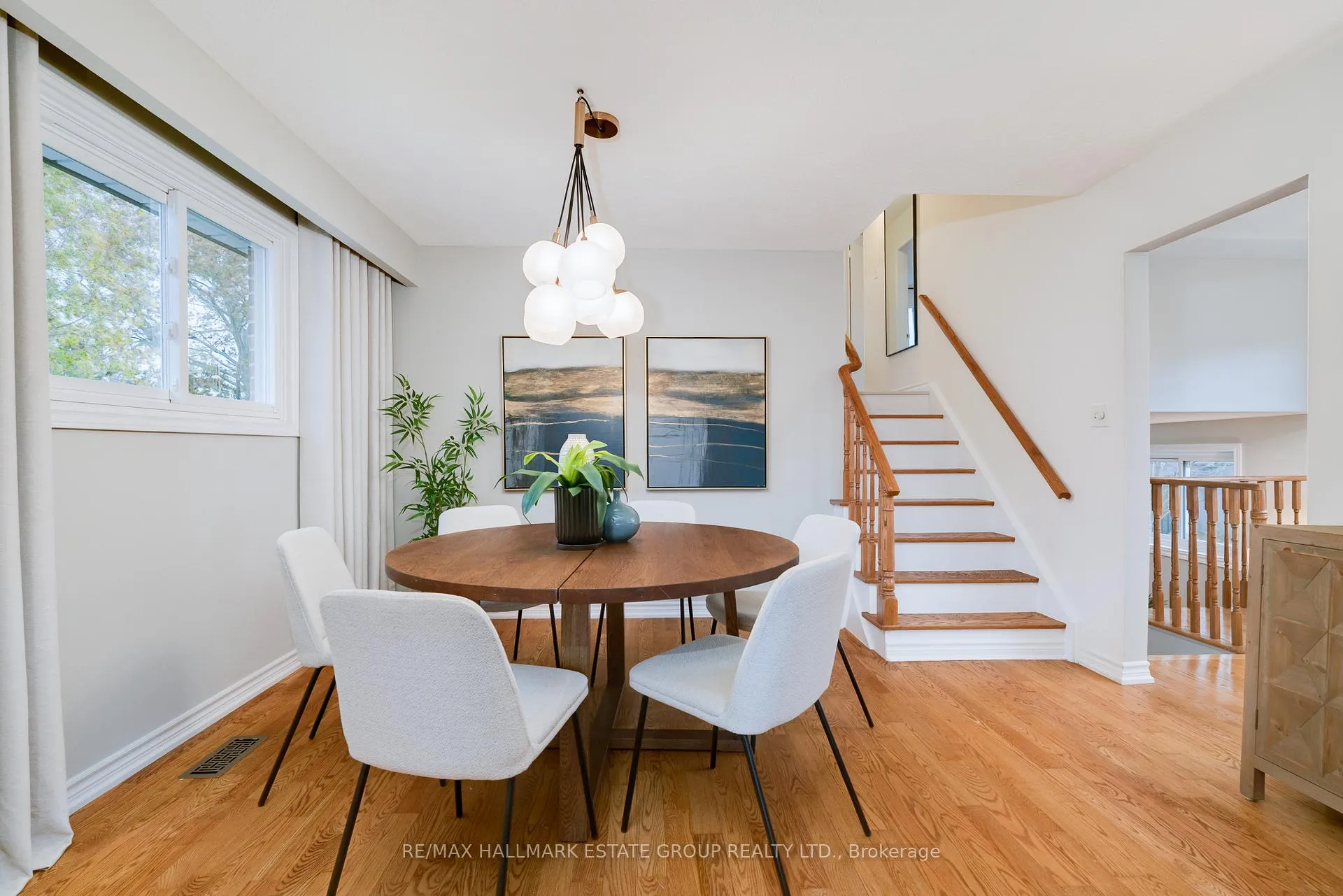 Photo 9 of 950 Bayshore Court, Pickering, Dunbarton — HOMEH