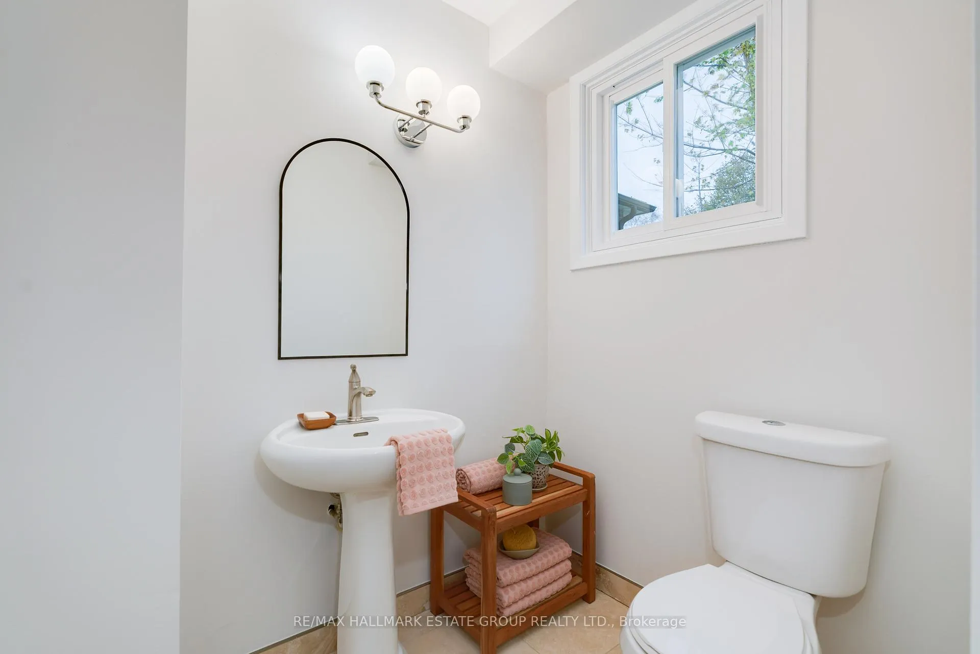 Photo 25 of 950 Bayshore Court, Pickering, Dunbarton — HOMEH