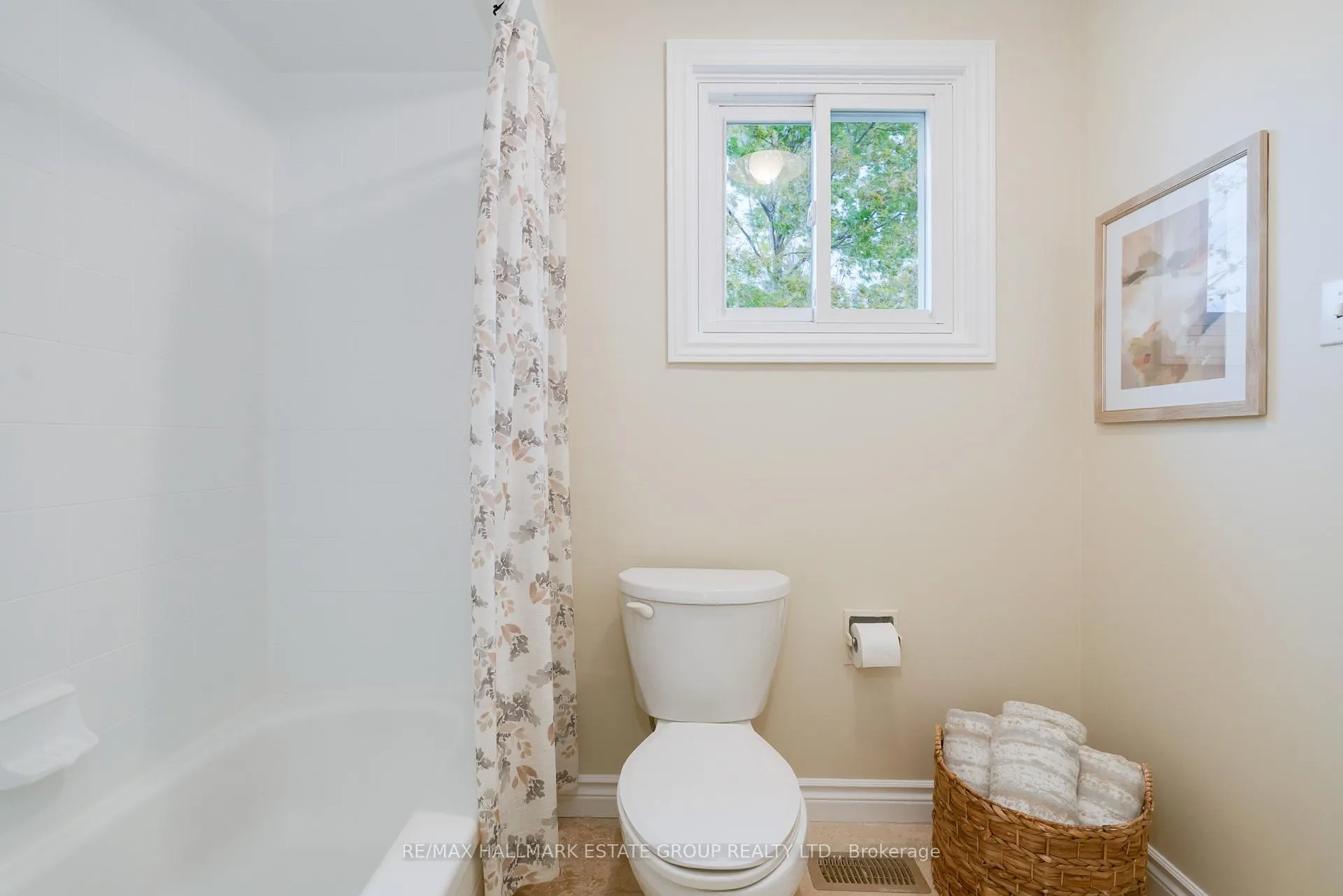 Photo 31 of 950 Bayshore Court, Pickering, Dunbarton — HOMEH