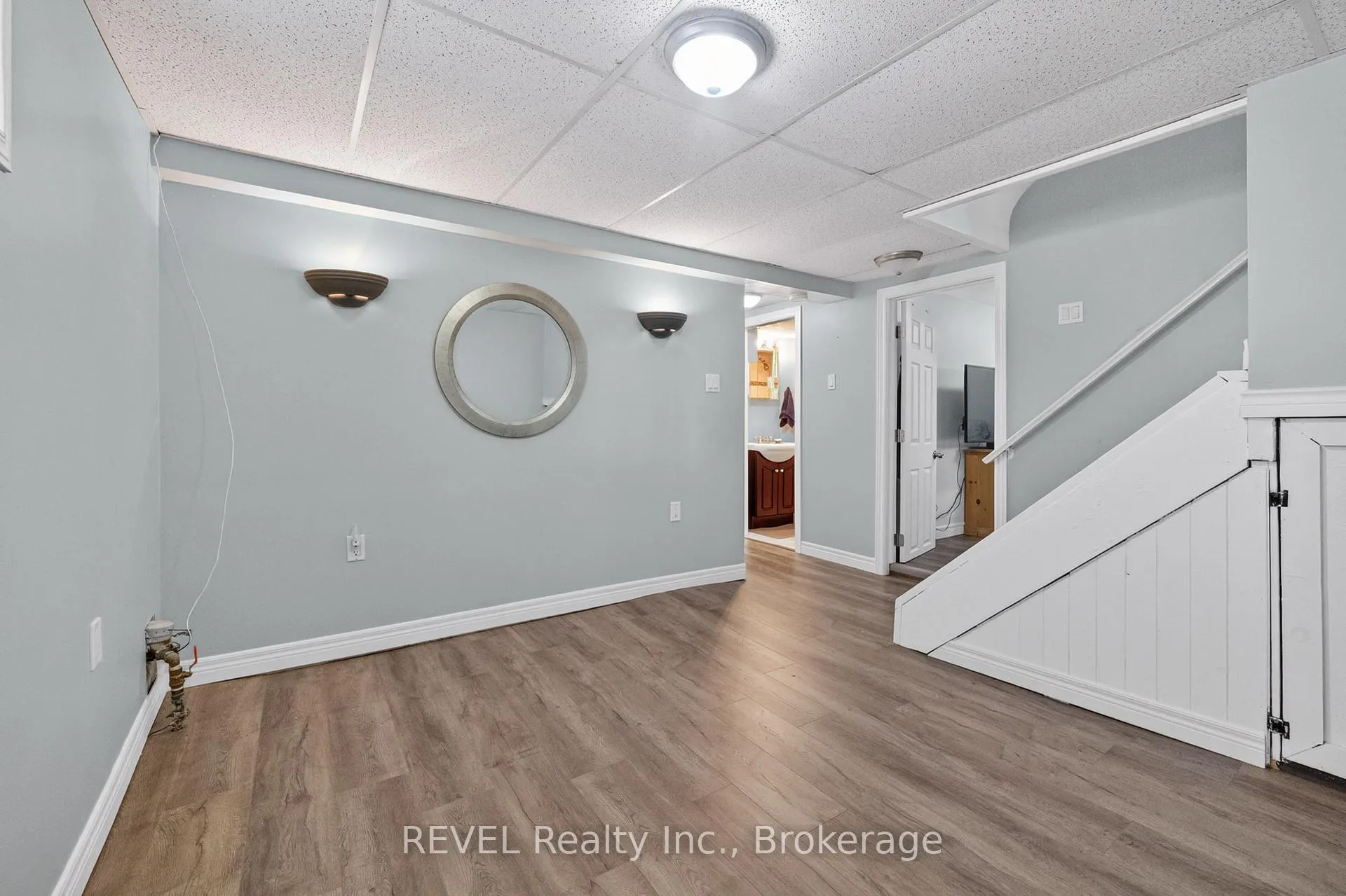 Photo 24 of 1367 St Marys Crescent, Burlington, Mountainside — HOMEH