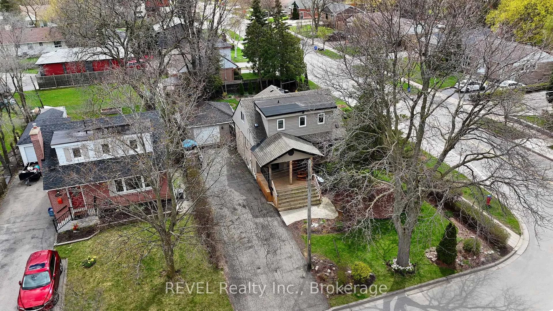Photo 35 of 1367 St Marys Crescent, Burlington, Mountainside — HOMEH