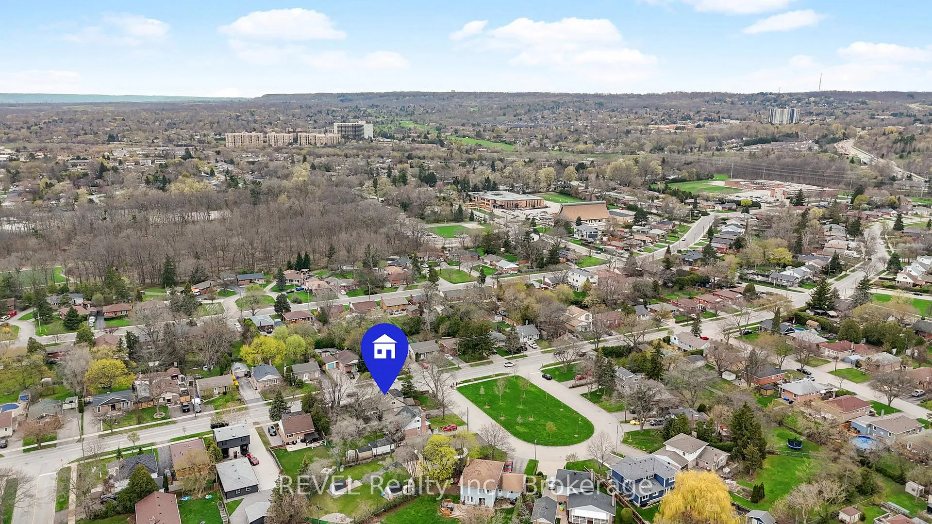 Photo 38 of 1367 St Marys Crescent, Burlington, Mountainside — HOMEH