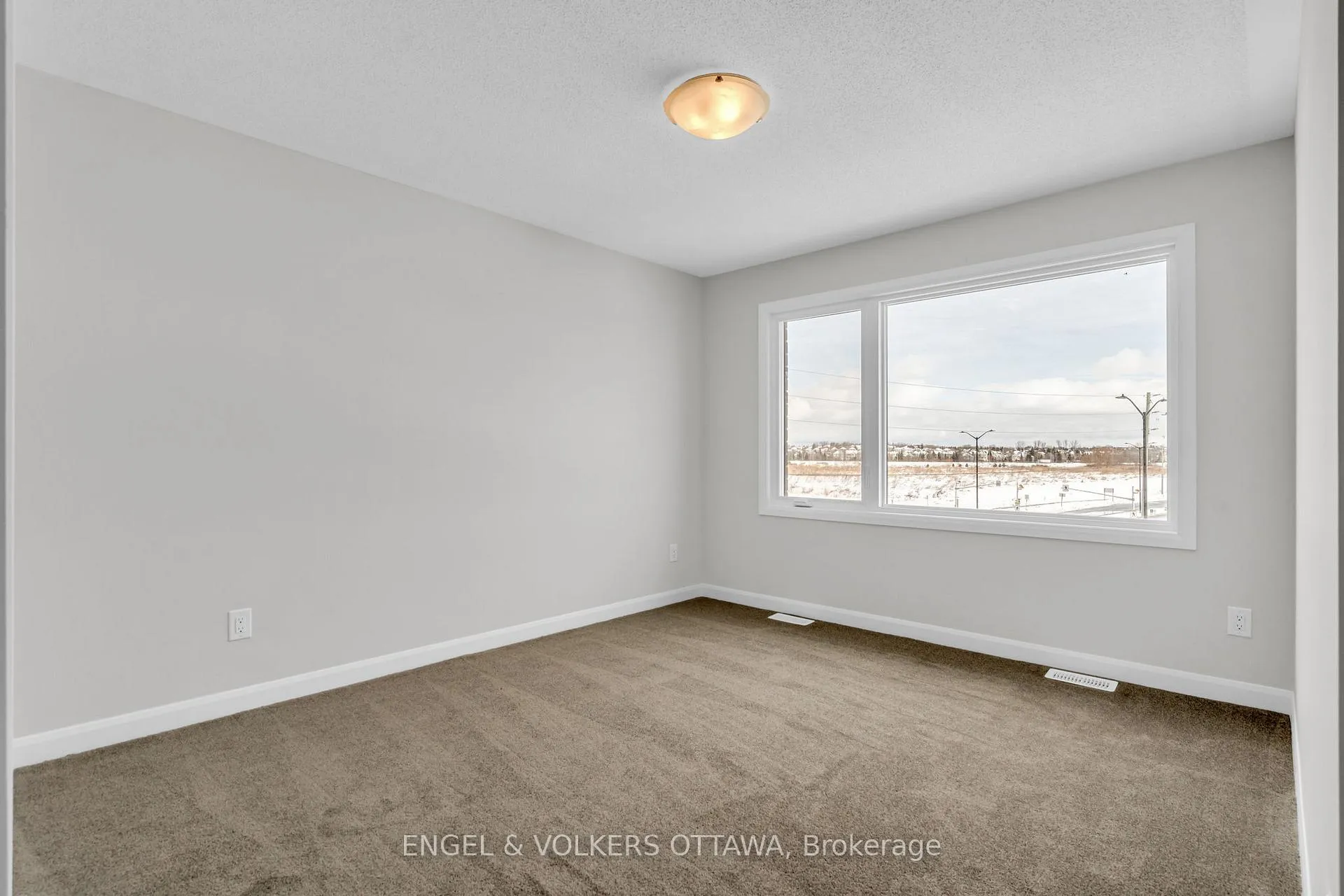Photo 15 of 1627 Creekway Private, Ottawa, Kanata - Kanata Lakes/Heritage Hills — HOMEH
