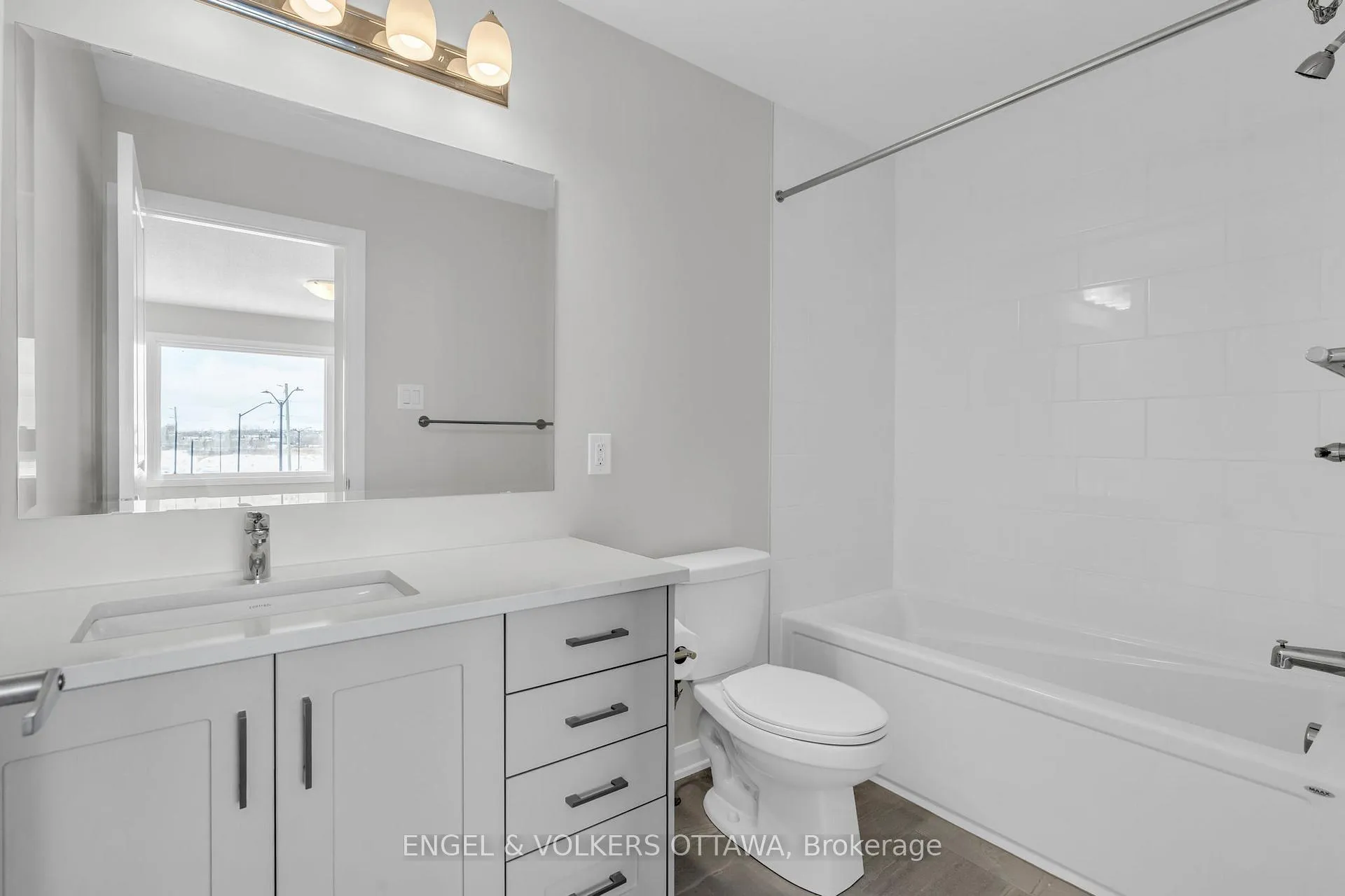 Photo 17 of 1627 Creekway Private, Ottawa, Kanata - Kanata Lakes/Heritage Hills — HOMEH
