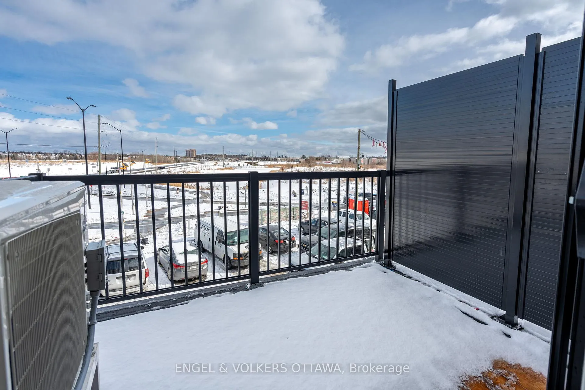 Photo 21 of 1627 Creekway Private, Ottawa, Kanata - Kanata Lakes/Heritage Hills — HOMEH