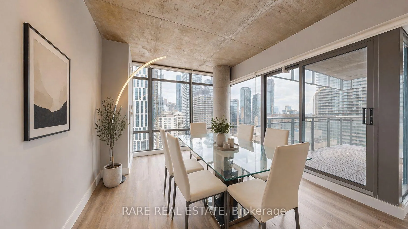 Photo 3 of Unit 1803, 22 Wellesley Street E, Toronto, Church-Yonge Corridor — HOMEH