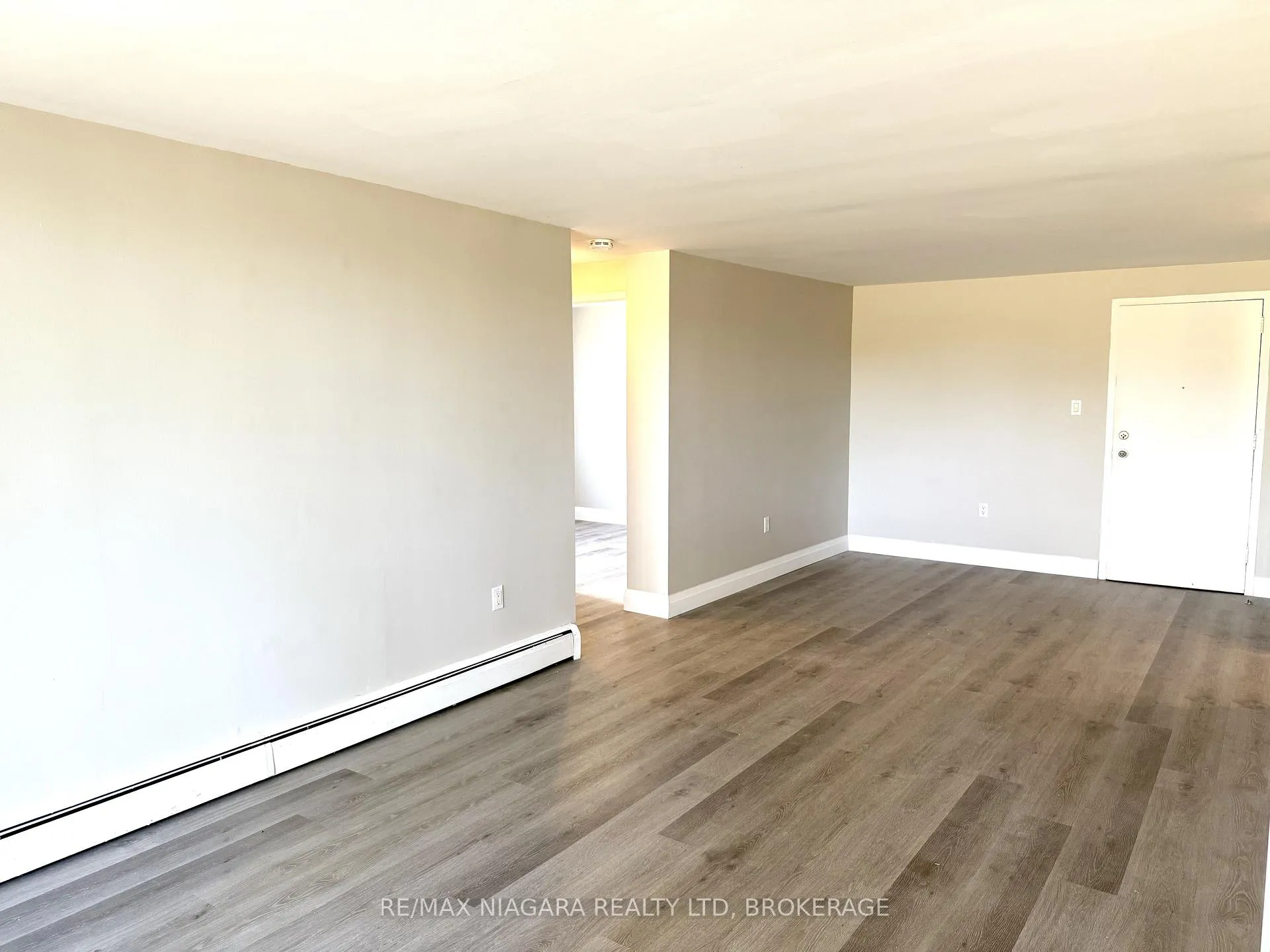 Photo 11 of Unit Unit 104, 7 Riverview Boulevard, St. Catharines, Glendale/Glenridge — HOMEH