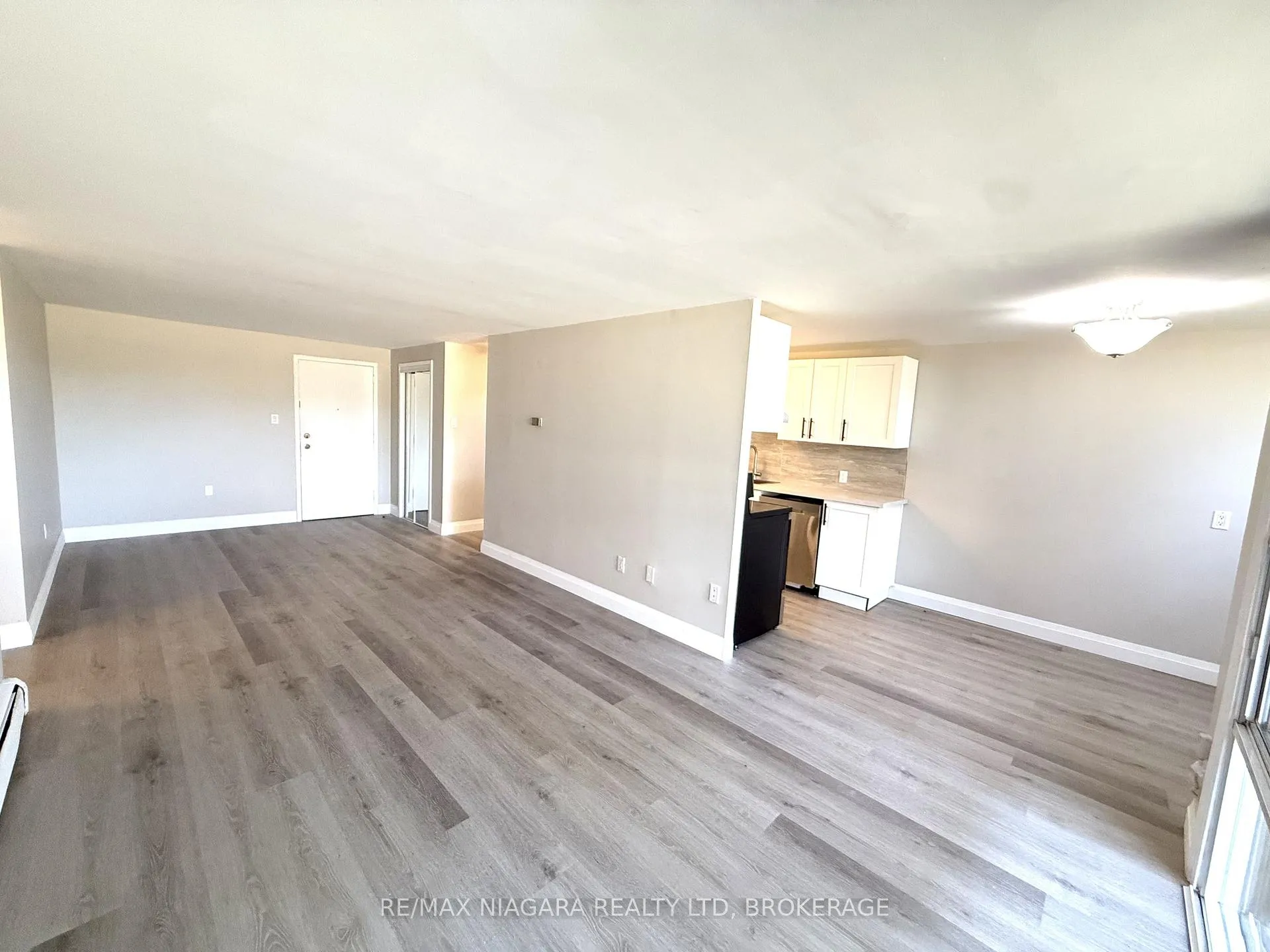 Photo 28 of Unit Unit 104, 7 Riverview Boulevard, St. Catharines, Glendale/Glenridge — HOMEH