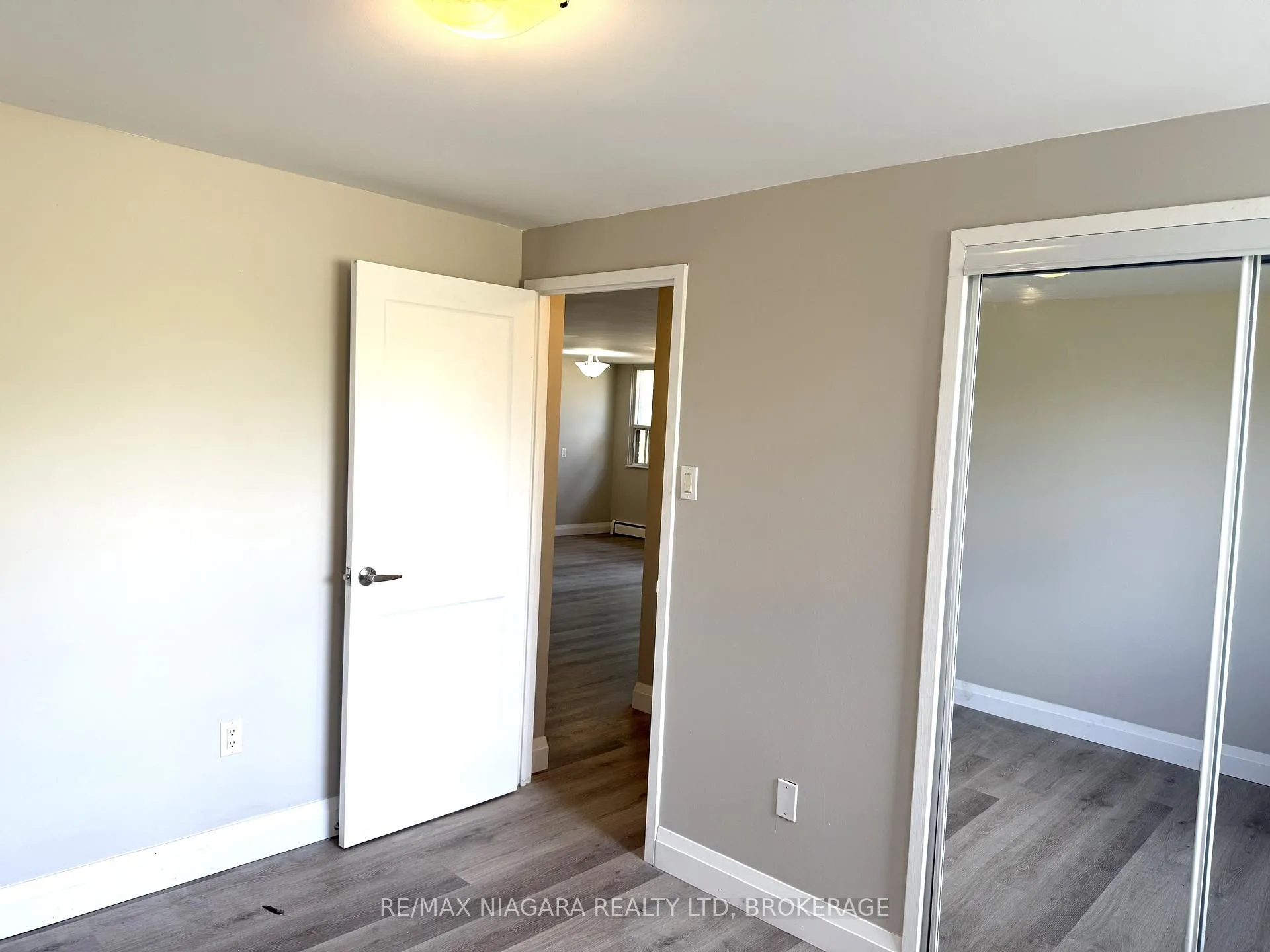 Photo 34 of Unit Unit 104, 7 Riverview Boulevard, St. Catharines, Glendale/Glenridge — HOMEH